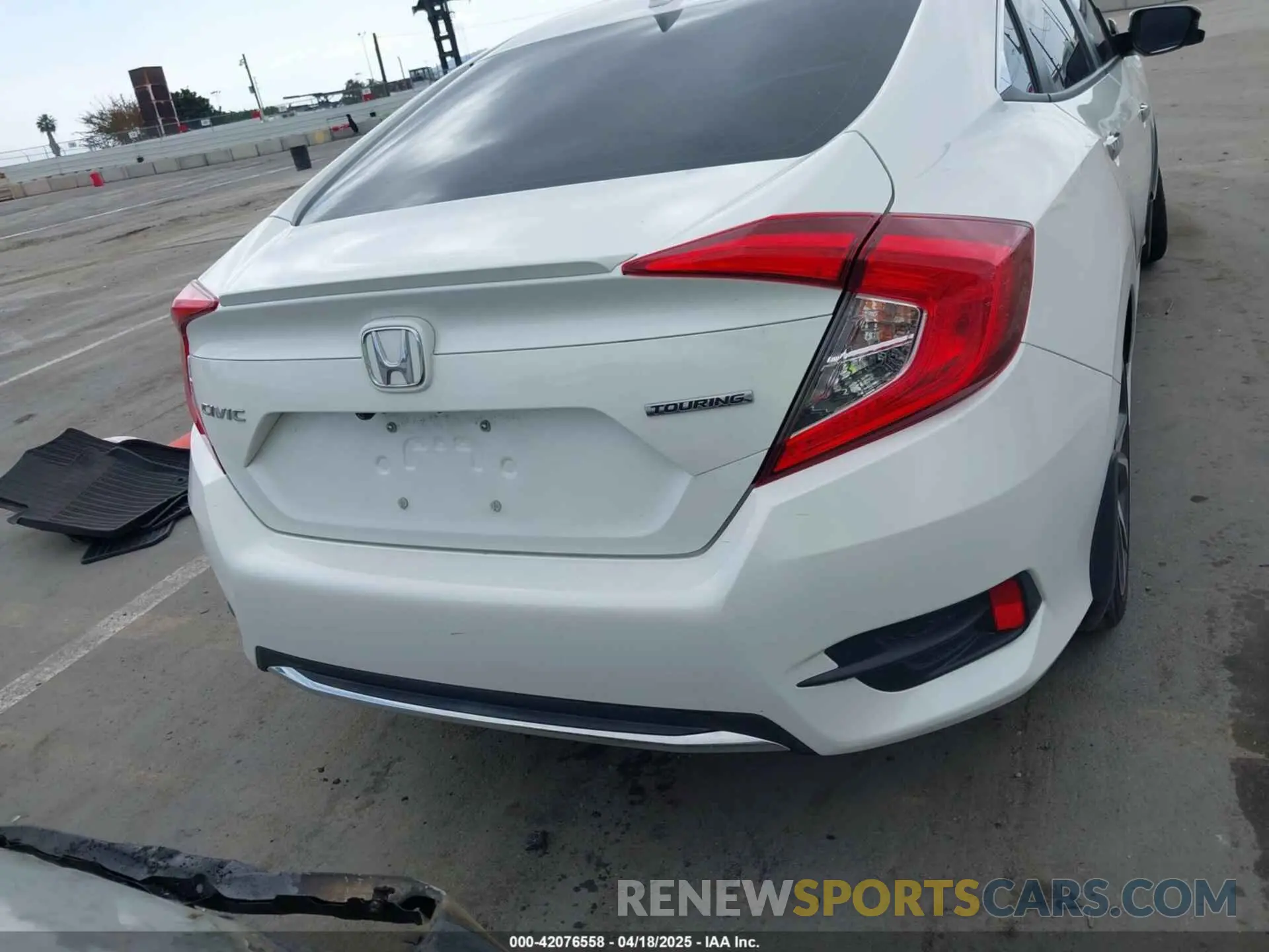 16 Photograph of a damaged car 19XFC1F91LE213631 HONDA CIVIC 2020