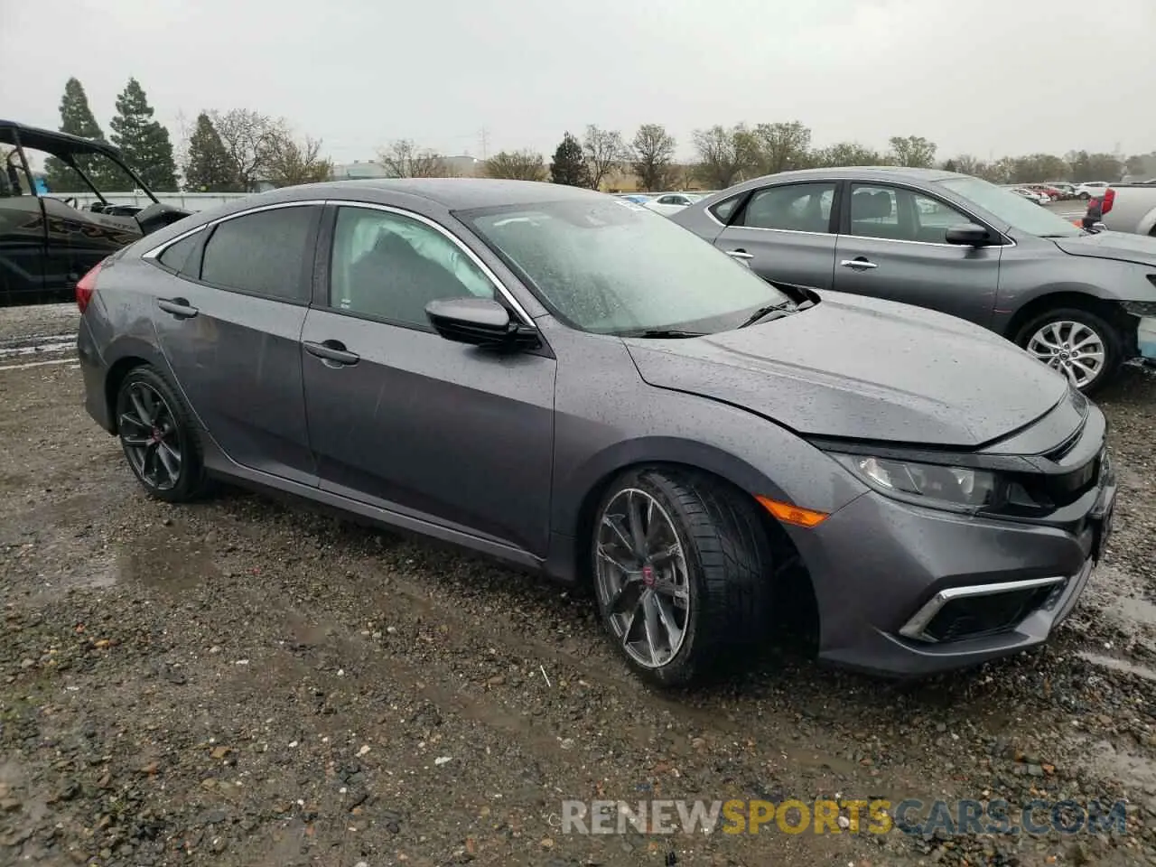 4 Photograph of a damaged car 19XFC2E64LE000556 HONDA CIVIC 2020