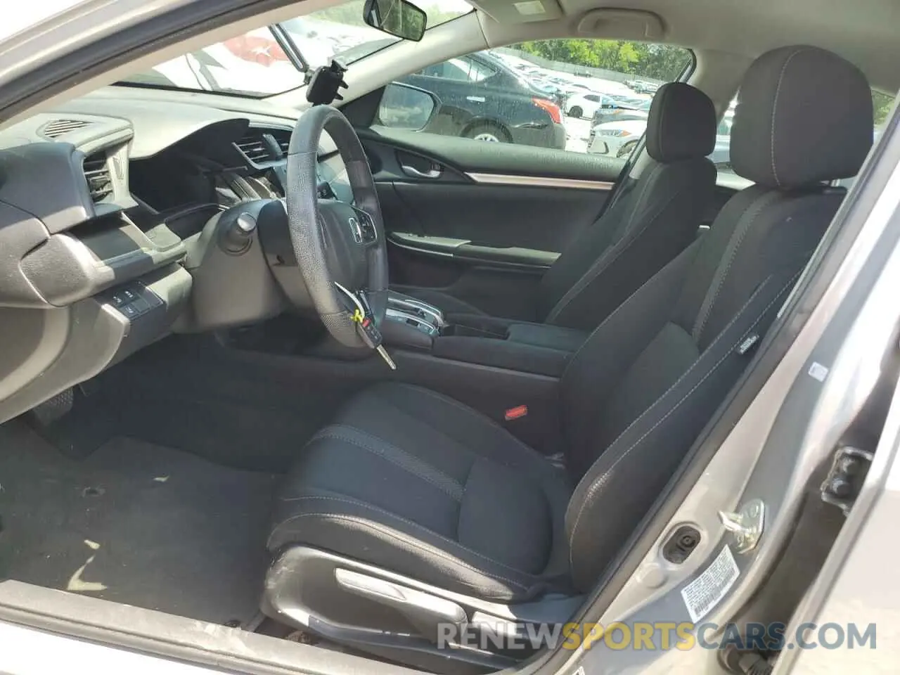 7 Photograph of a damaged car 19XFC2F60LE009690 HONDA CIVIC 2020