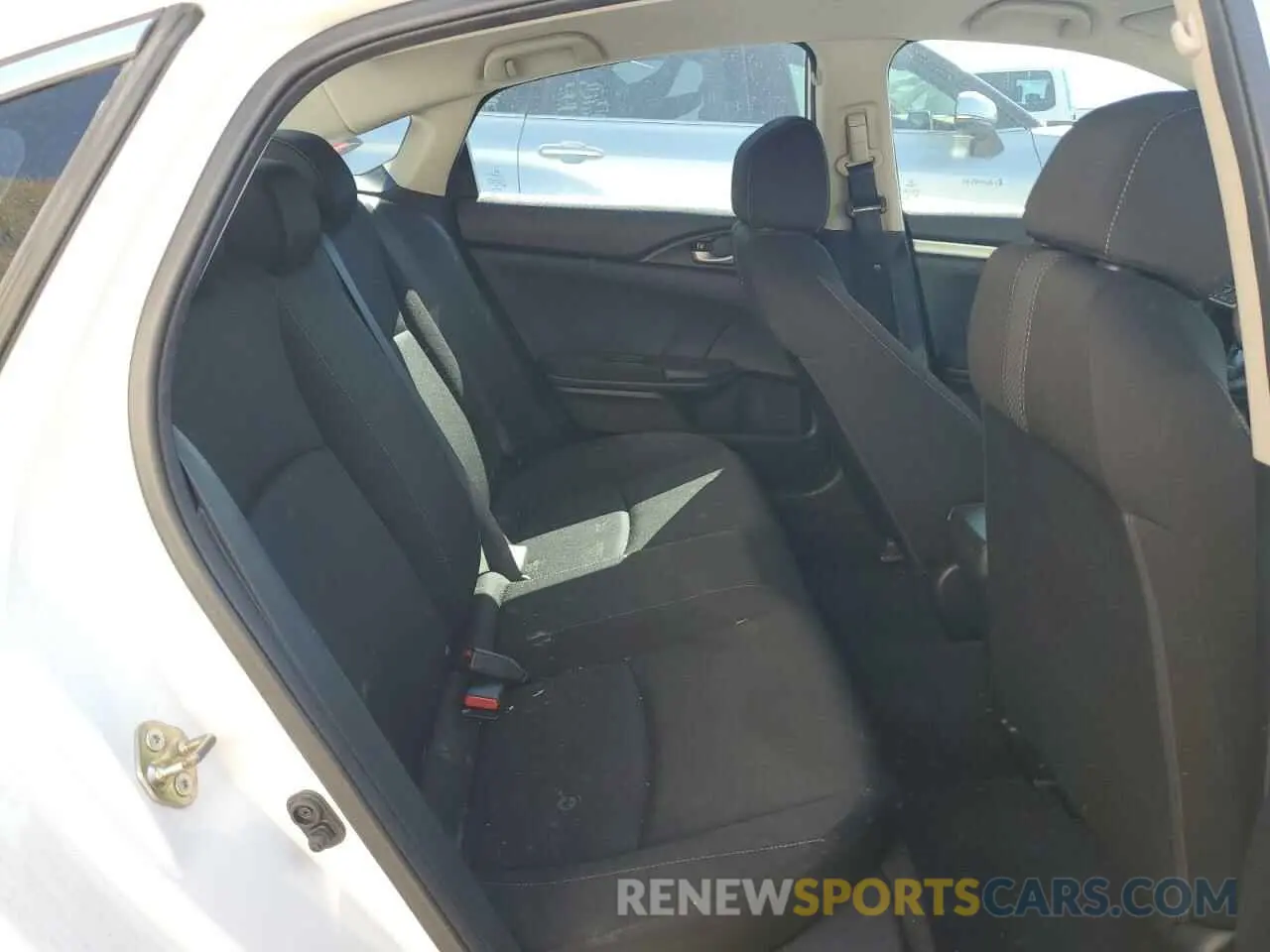 10 Photograph of a damaged car 19XFC2F60LE009785 HONDA CIVIC 2020
