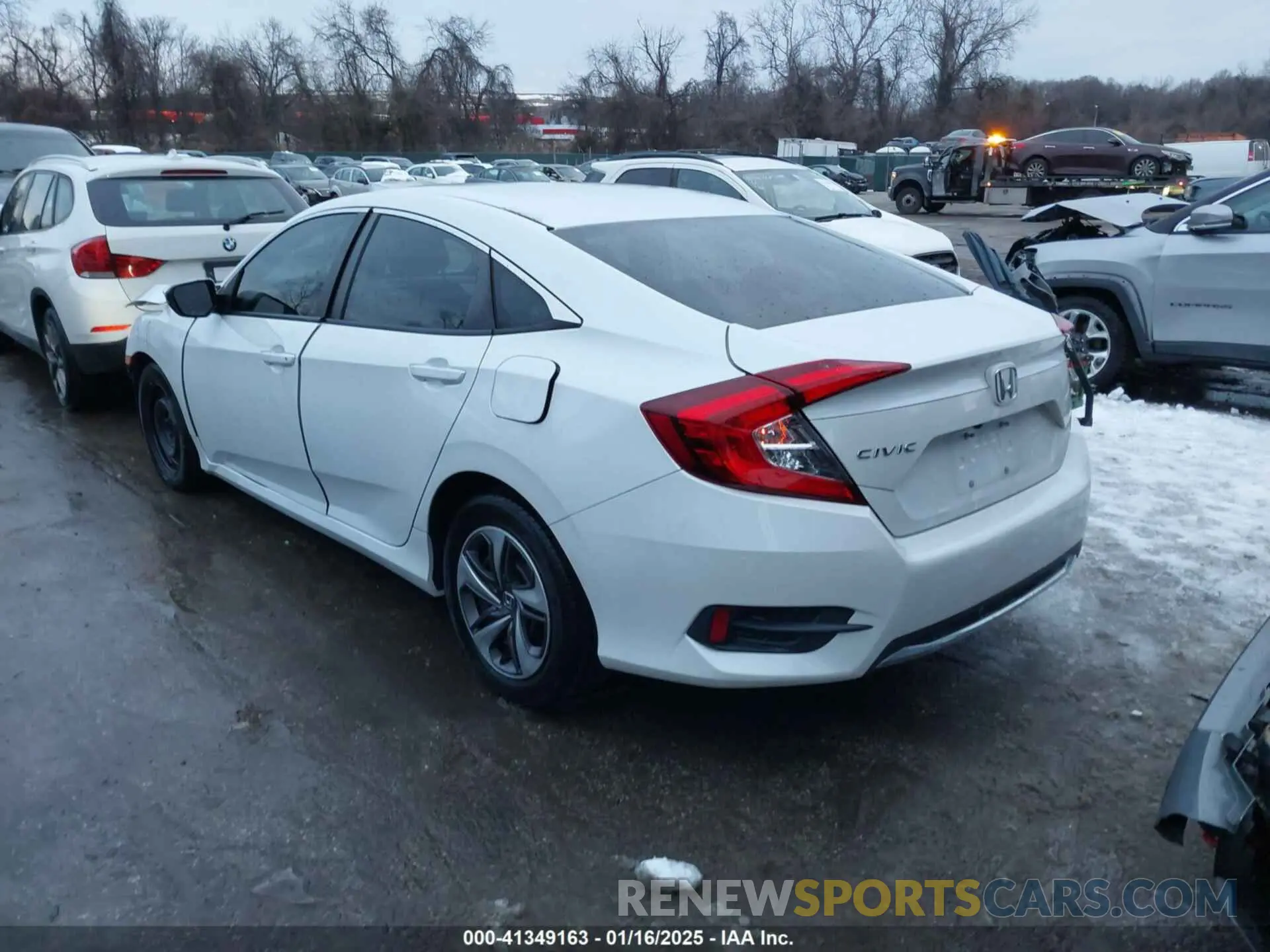 3 Photograph of a damaged car 19XFC2F60LE010385 HONDA CIVIC 2020