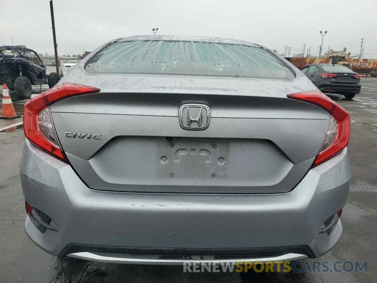 6 Photograph of a damaged car 19XFC2F60LE200672 HONDA CIVIC 2020