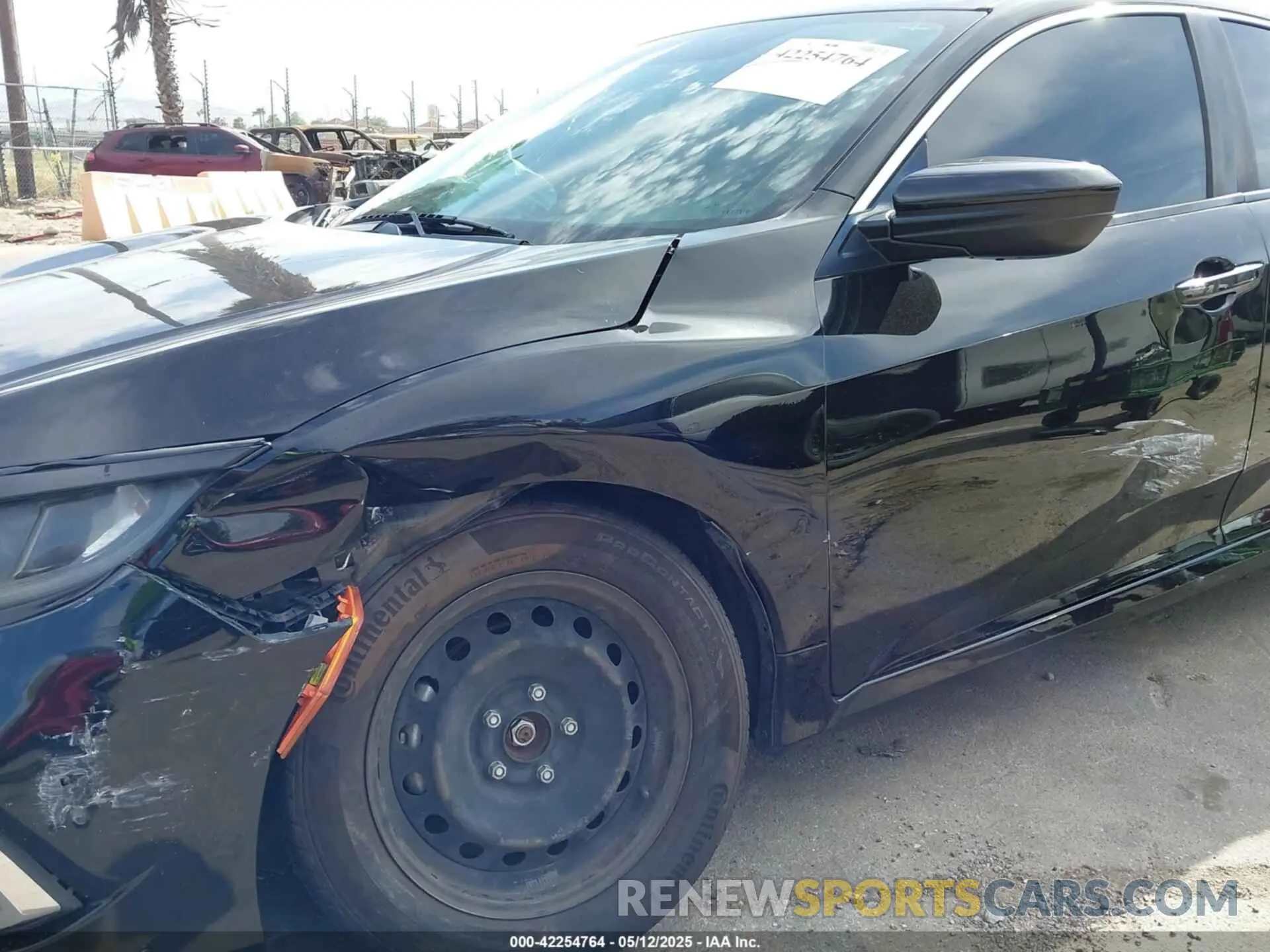 6 Photograph of a damaged car 19XFC2F60LE205788 HONDA CIVIC 2020