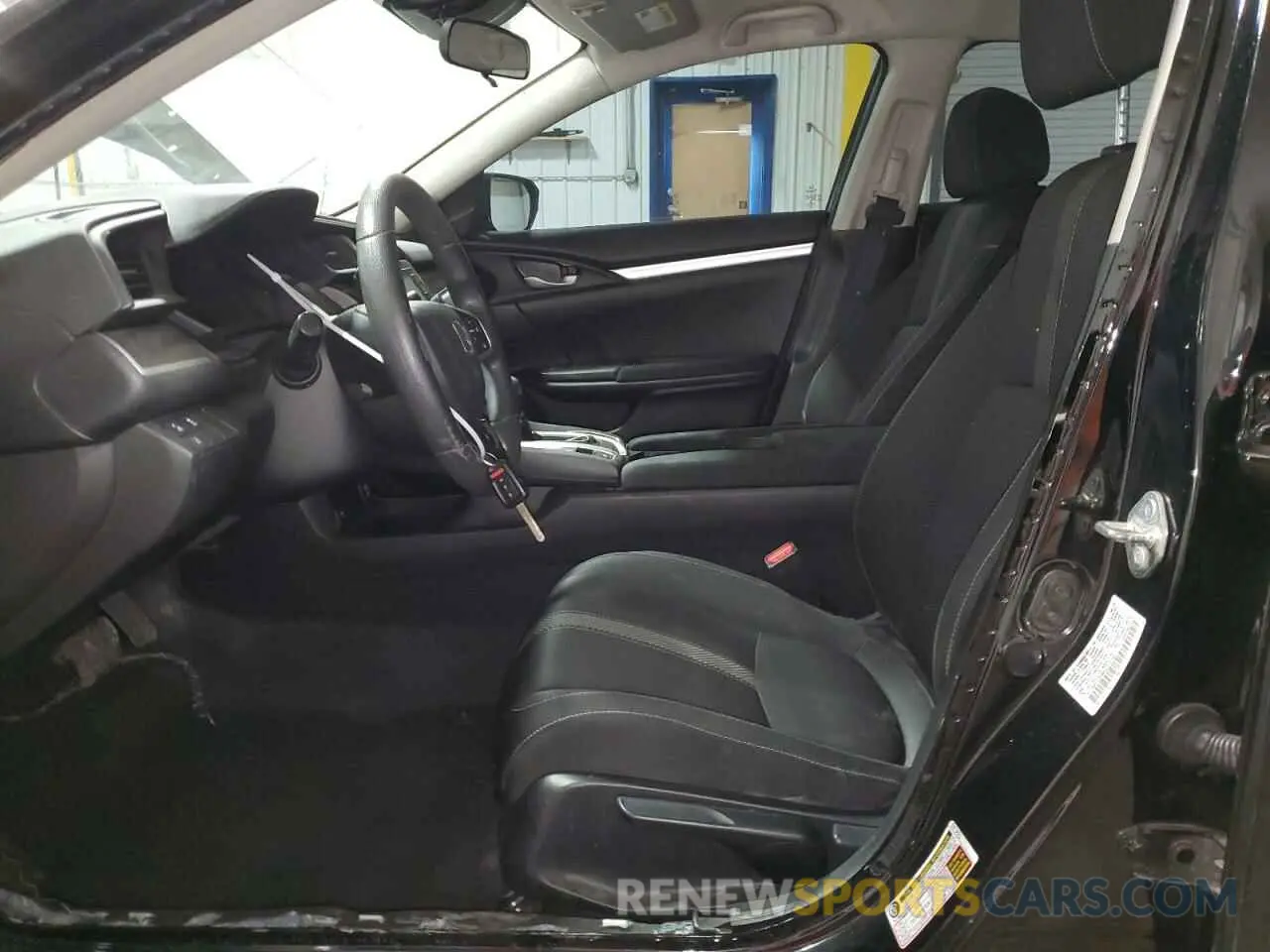 7 Photograph of a damaged car 19XFC2F60LE213163 HONDA CIVIC 2020