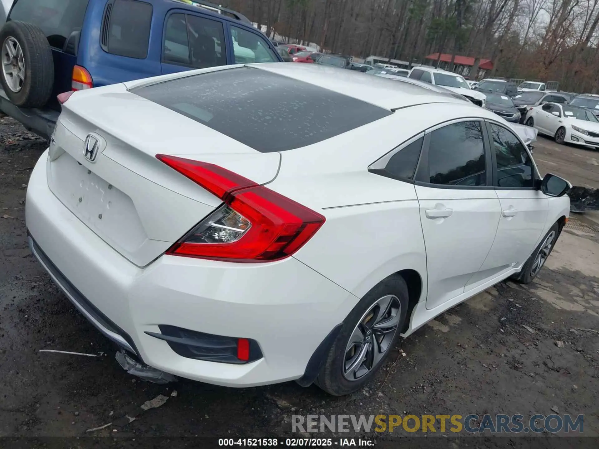 4 Photograph of a damaged car 19XFC2F61LE002179 HONDA CIVIC 2020