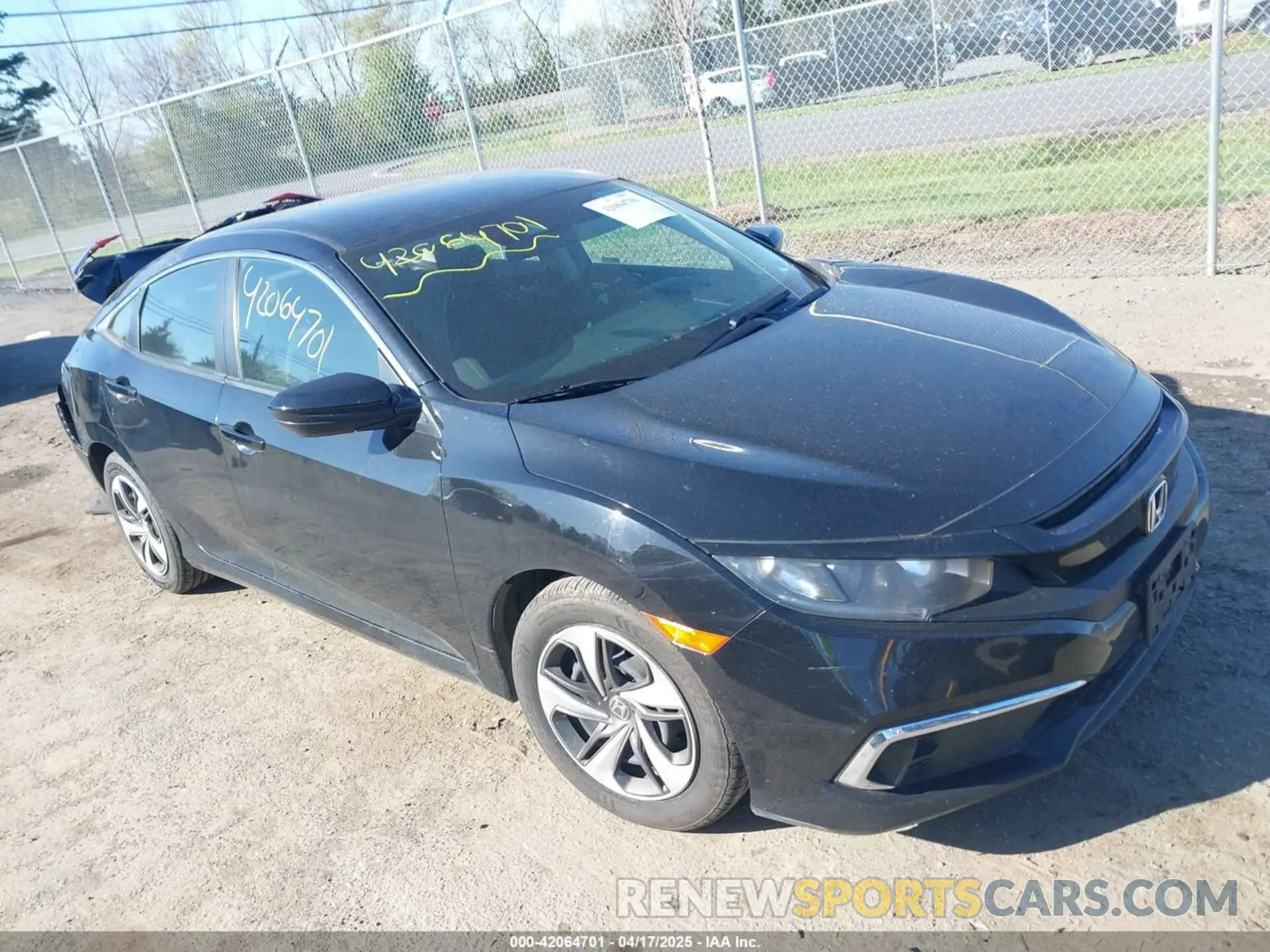 1 Photograph of a damaged car 19XFC2F61LE210952 HONDA CIVIC 2020