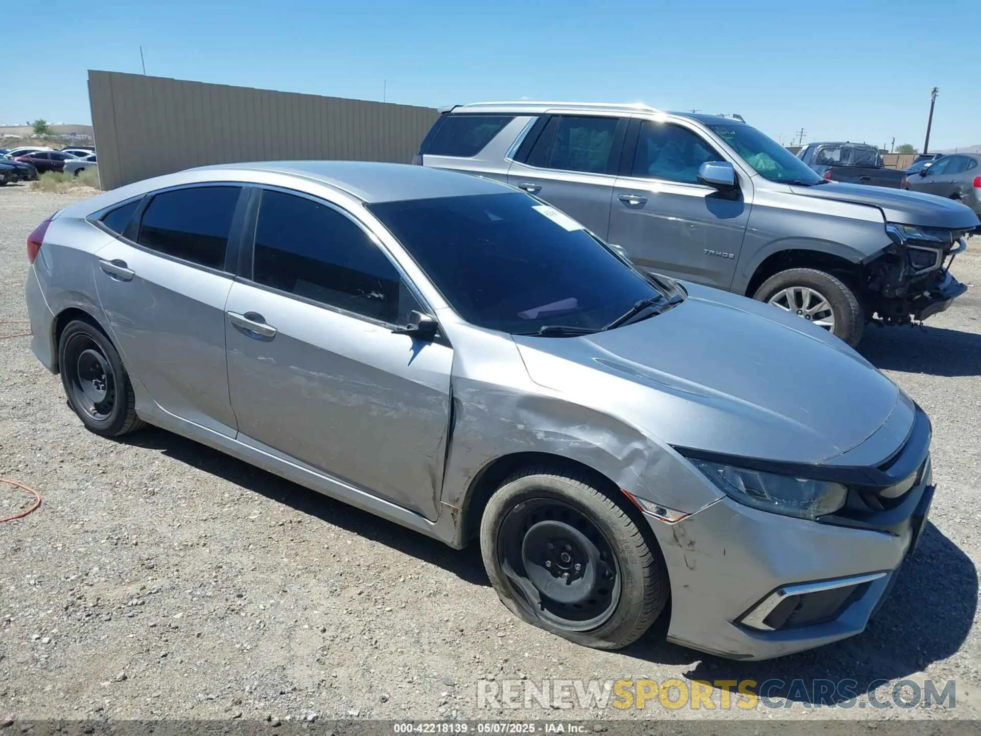 1 Photograph of a damaged car 19XFC2F61LE216878 HONDA CIVIC 2020