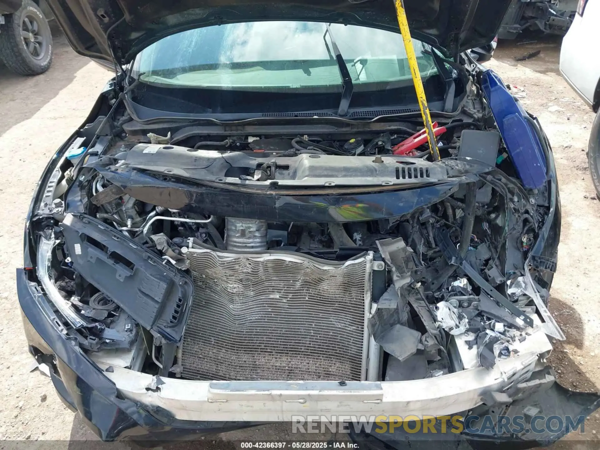 10 Photograph of a damaged car 19XFC2F62LE019394 HONDA CIVIC 2020