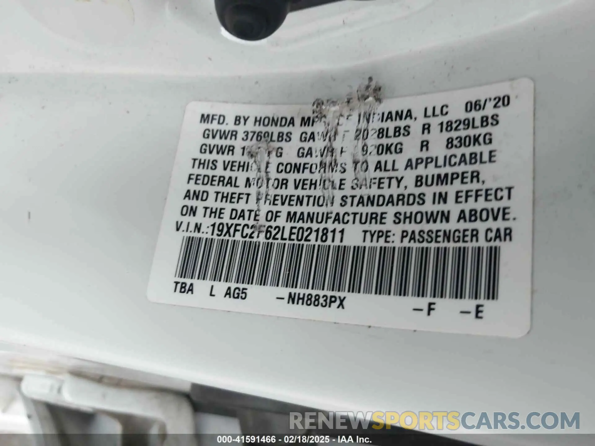 9 Photograph of a damaged car 19XFC2F62LE021811 HONDA CIVIC 2020