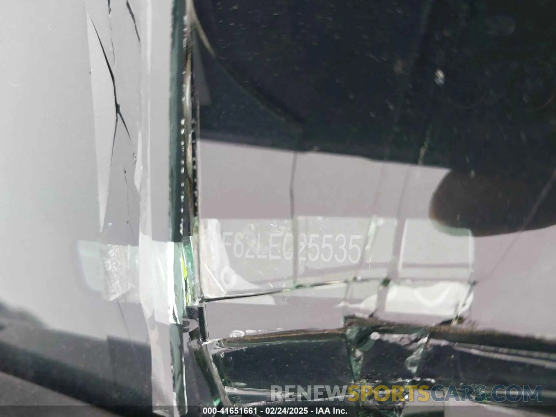 9 Photograph of a damaged car 19XFC2F62LE025535 HONDA CIVIC 2020