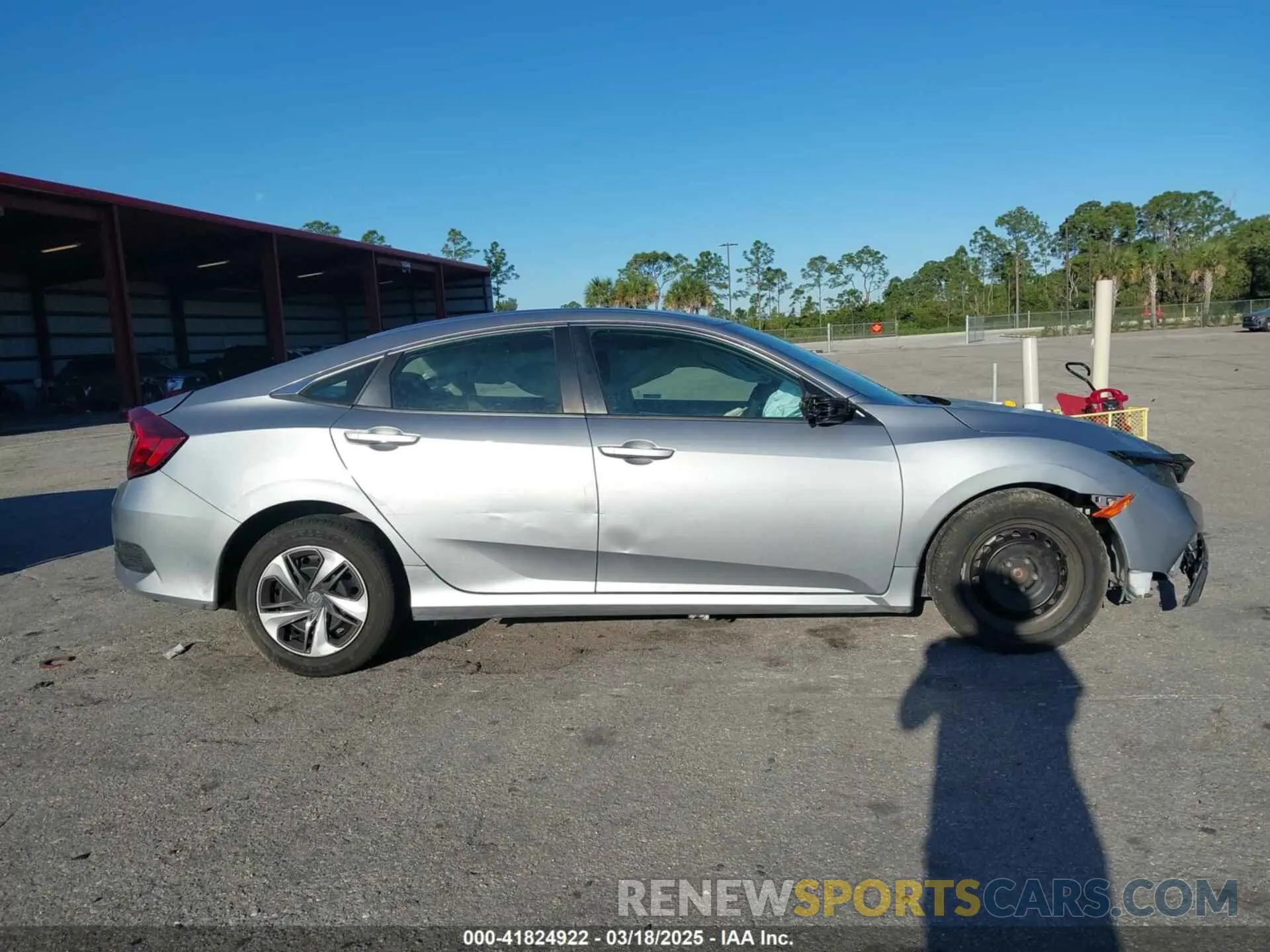 13 Photograph of a damaged car 19XFC2F63LE004953 HONDA CIVIC 2020