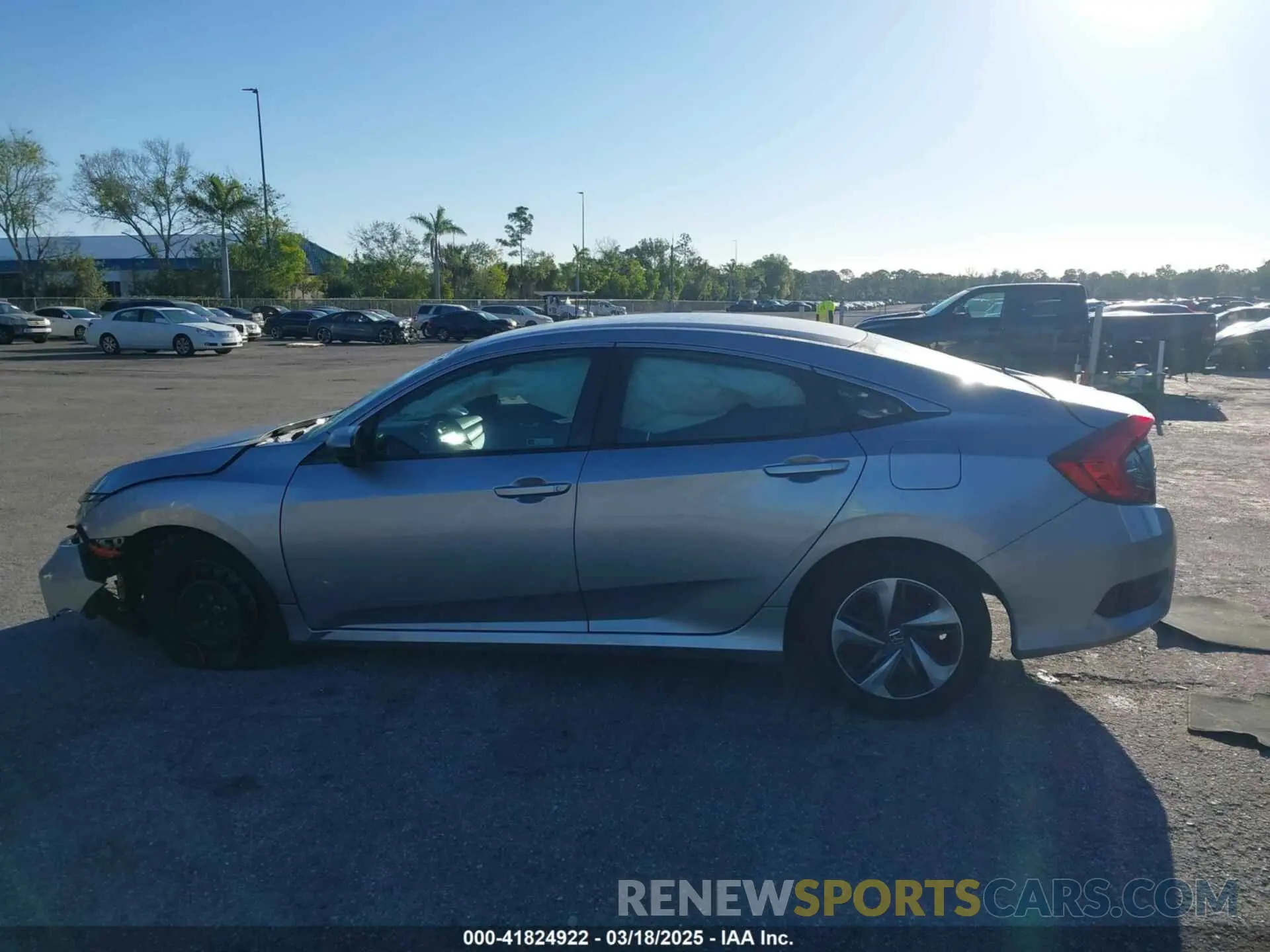 14 Photograph of a damaged car 19XFC2F63LE004953 HONDA CIVIC 2020