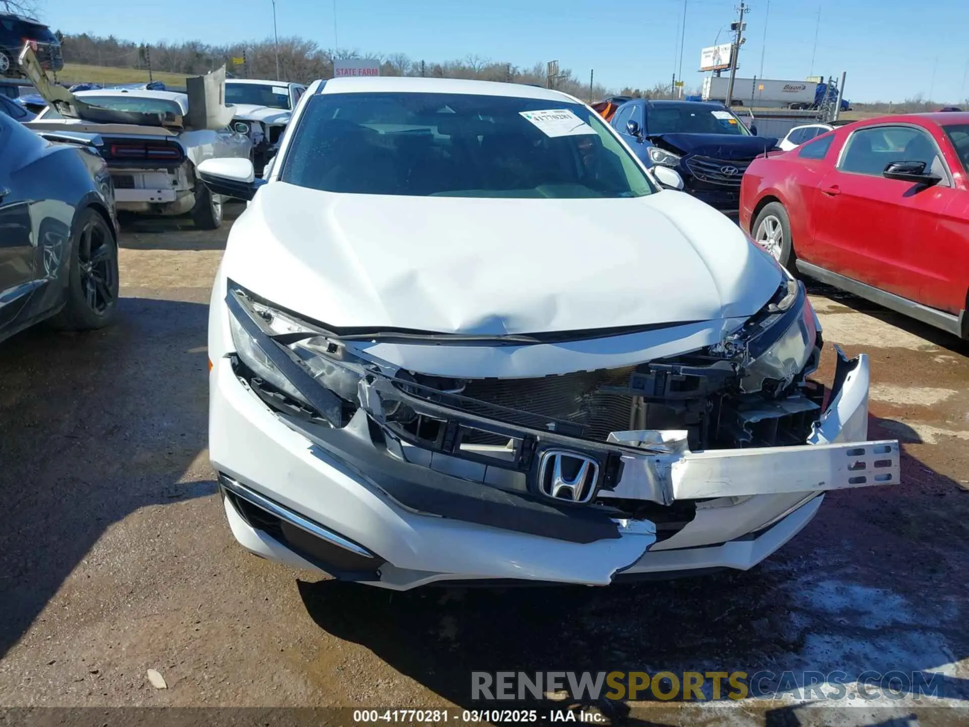 12 Photograph of a damaged car 19XFC2F63LE019596 HONDA CIVIC 2020