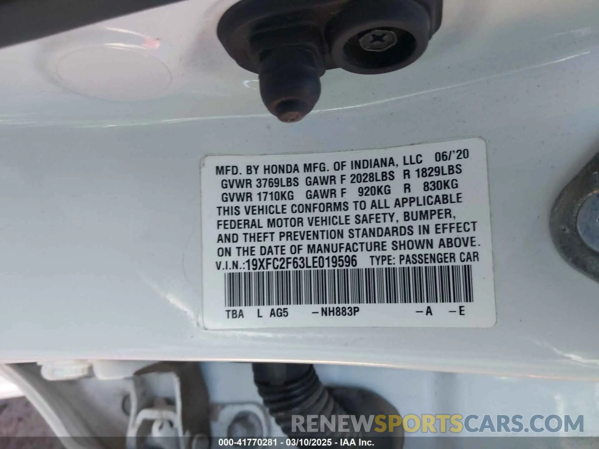 9 Photograph of a damaged car 19XFC2F63LE019596 HONDA CIVIC 2020