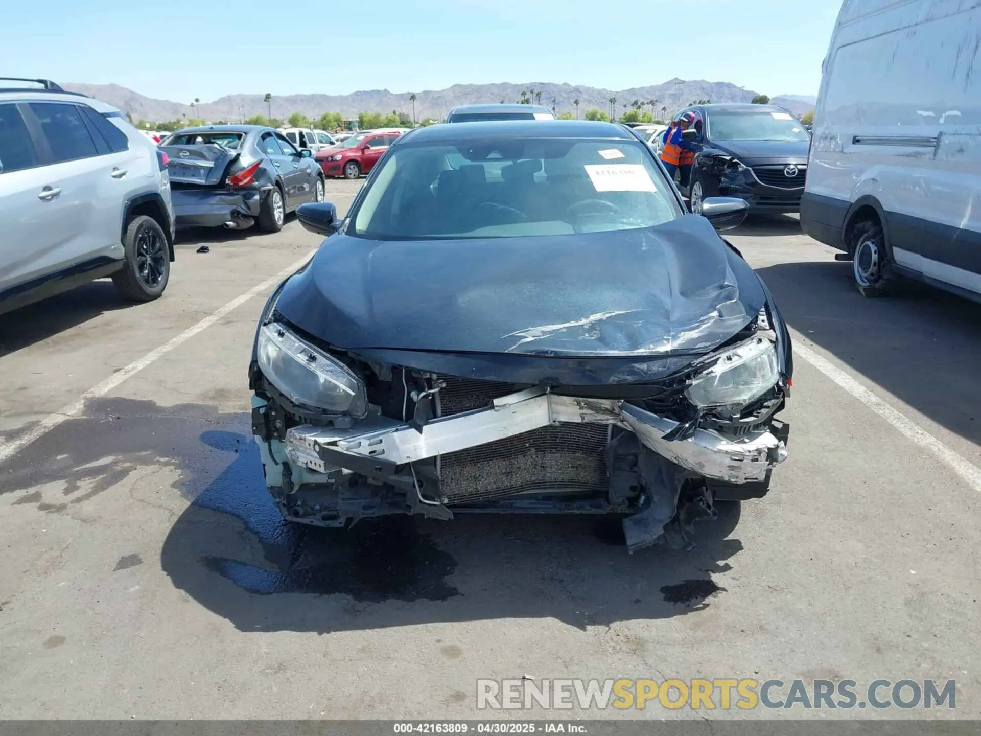 12 Photograph of a damaged car 19XFC2F63LE210936 HONDA CIVIC 2020