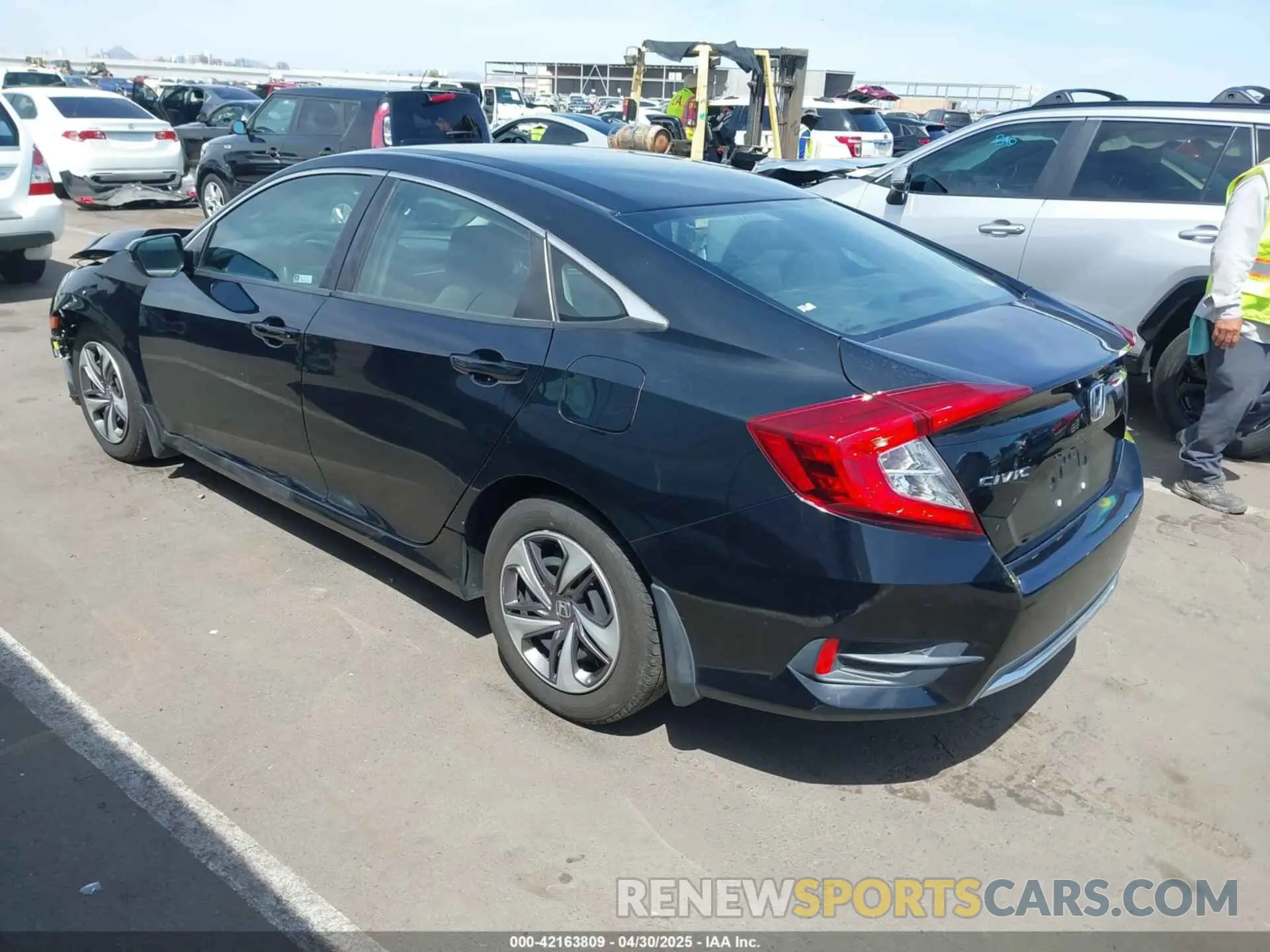 3 Photograph of a damaged car 19XFC2F63LE210936 HONDA CIVIC 2020