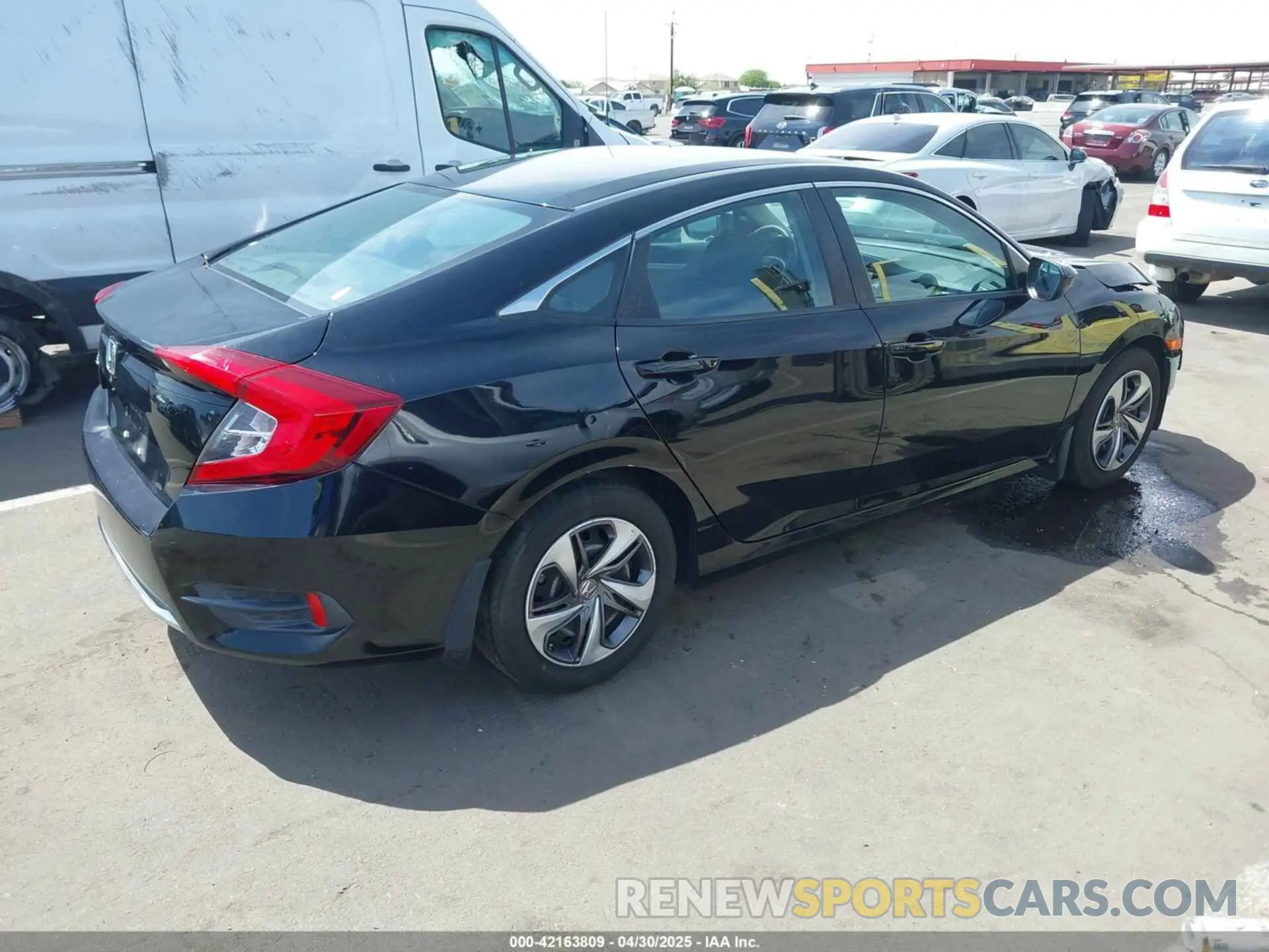 4 Photograph of a damaged car 19XFC2F63LE210936 HONDA CIVIC 2020