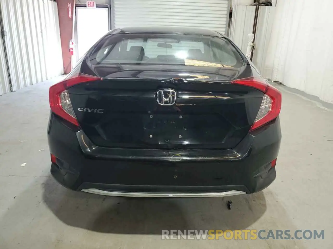 6 Photograph of a damaged car 19XFC2F64LE004024 HONDA CIVIC 2020
