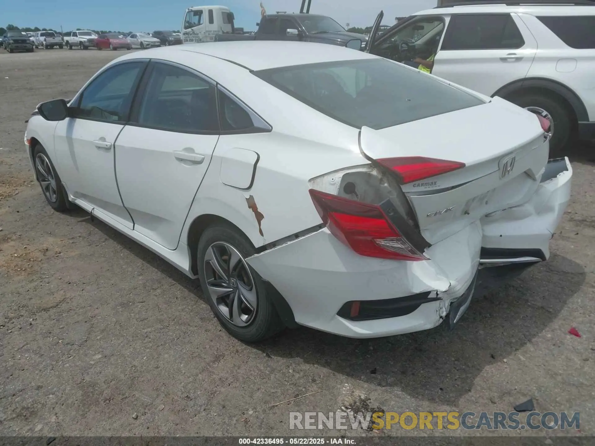 3 Photograph of a damaged car 19XFC2F64LE030445 HONDA CIVIC 2020