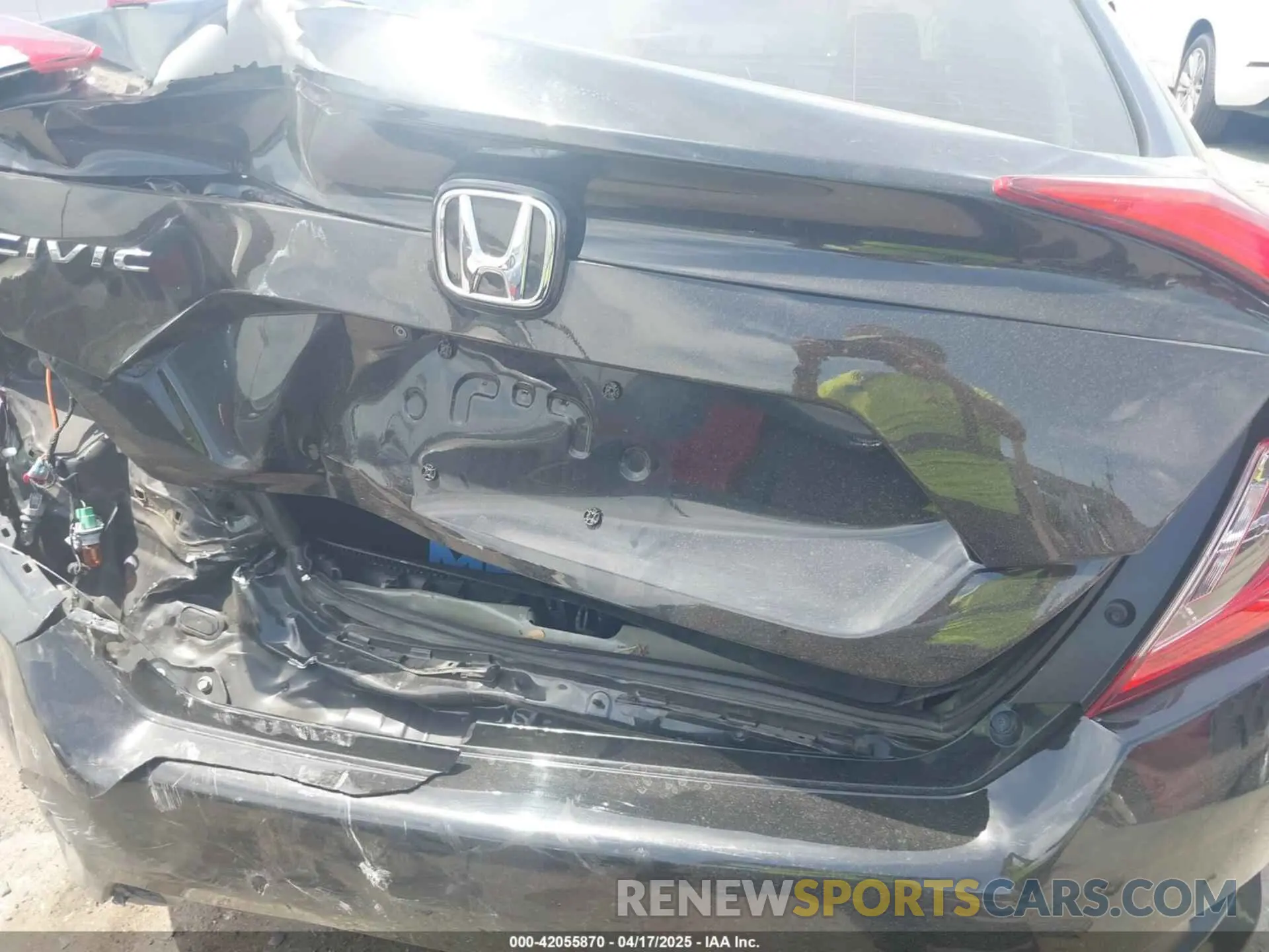 16 Photograph of a damaged car 19XFC2F65LE003996 HONDA CIVIC 2020