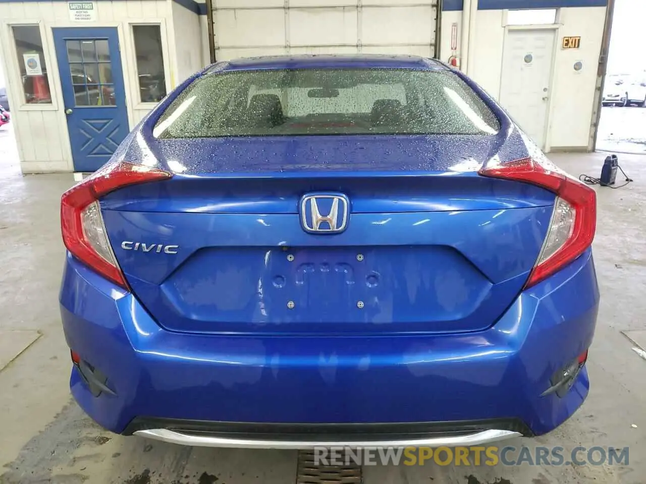 6 Photograph of a damaged car 19XFC2F65LE031054 HONDA CIVIC 2020