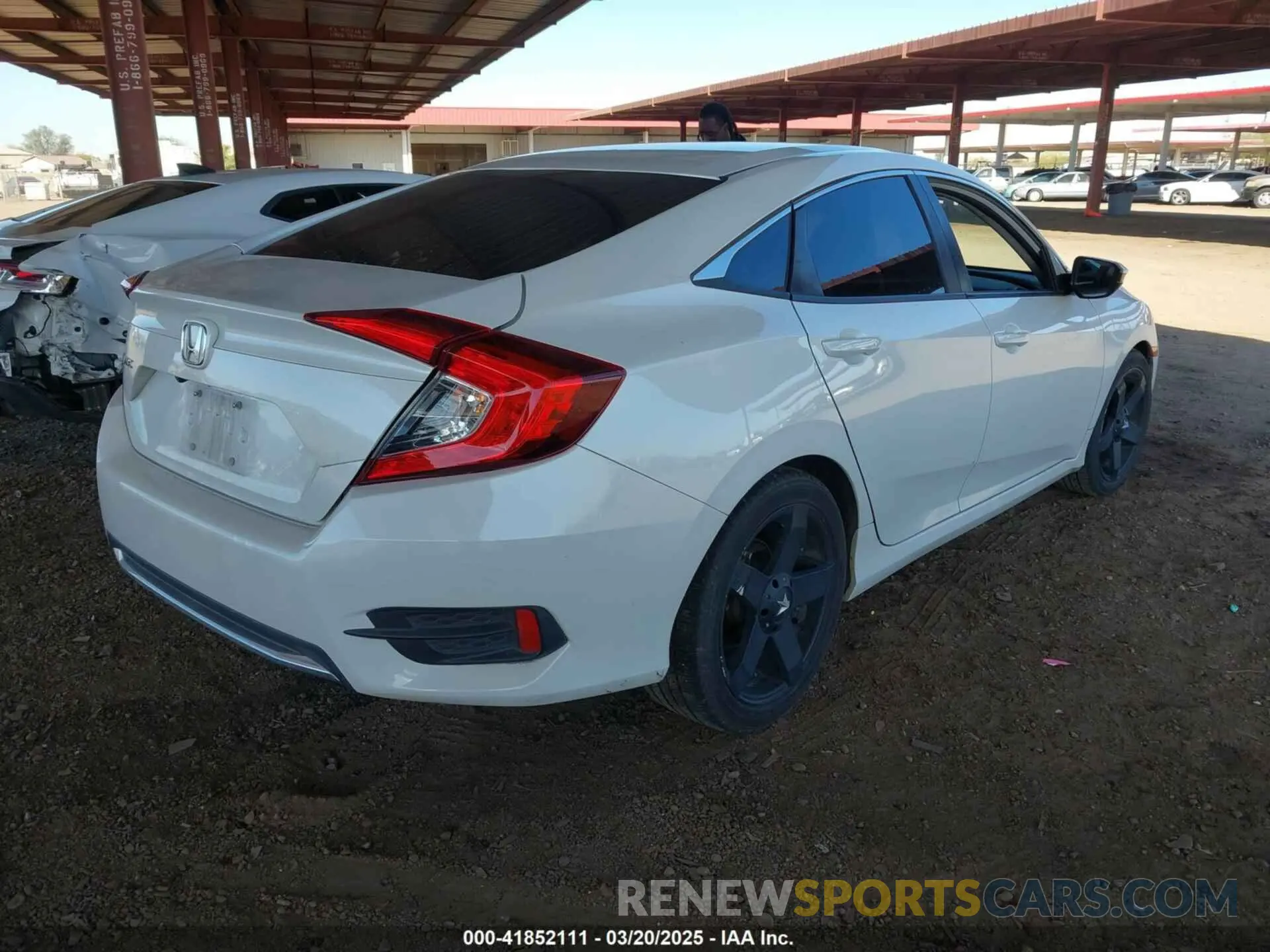 4 Photograph of a damaged car 19XFC2F66LE007328 HONDA CIVIC 2020
