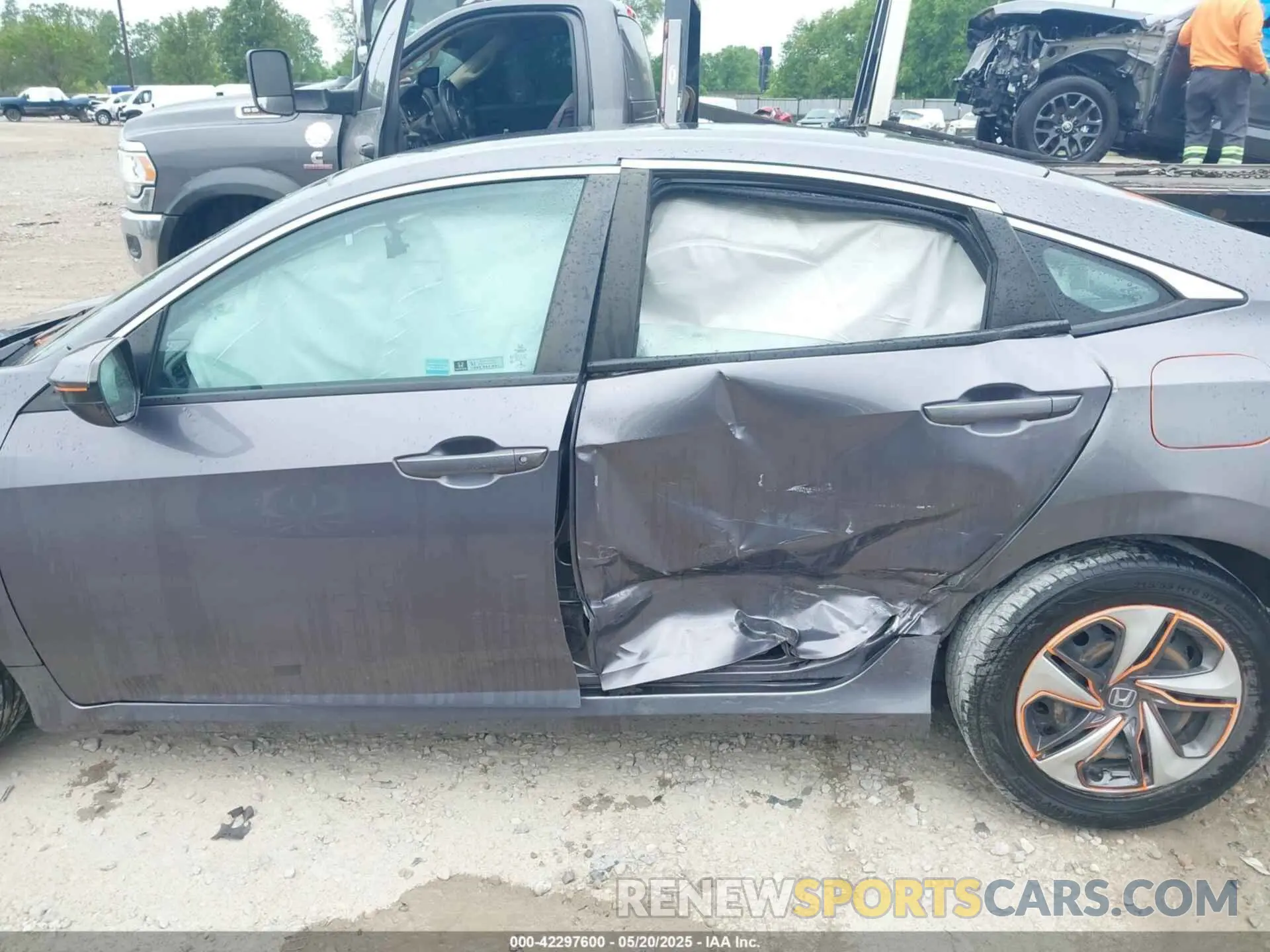 15 Photograph of a damaged car 19XFC2F66LE012481 HONDA CIVIC 2020