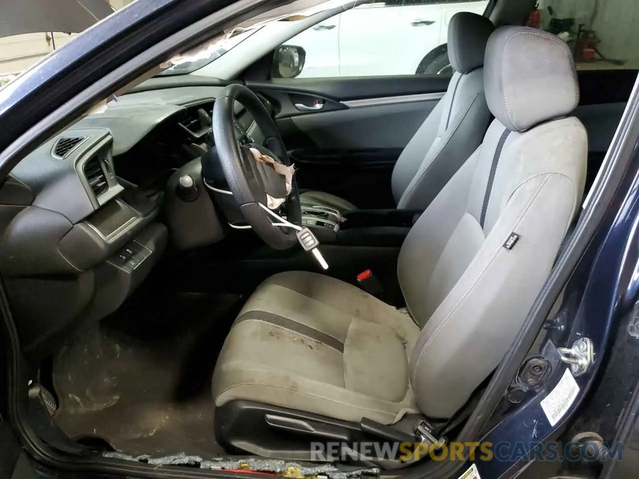 7 Photograph of a damaged car 19XFC2F66LE015655 HONDA CIVIC 2020