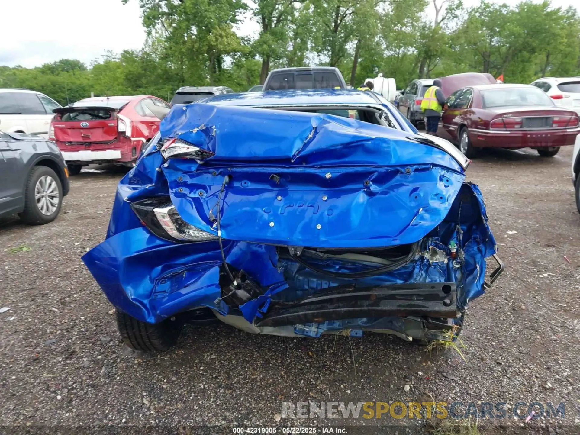 17 Photograph of a damaged car 19XFC2F66LE030527 HONDA CIVIC 2020