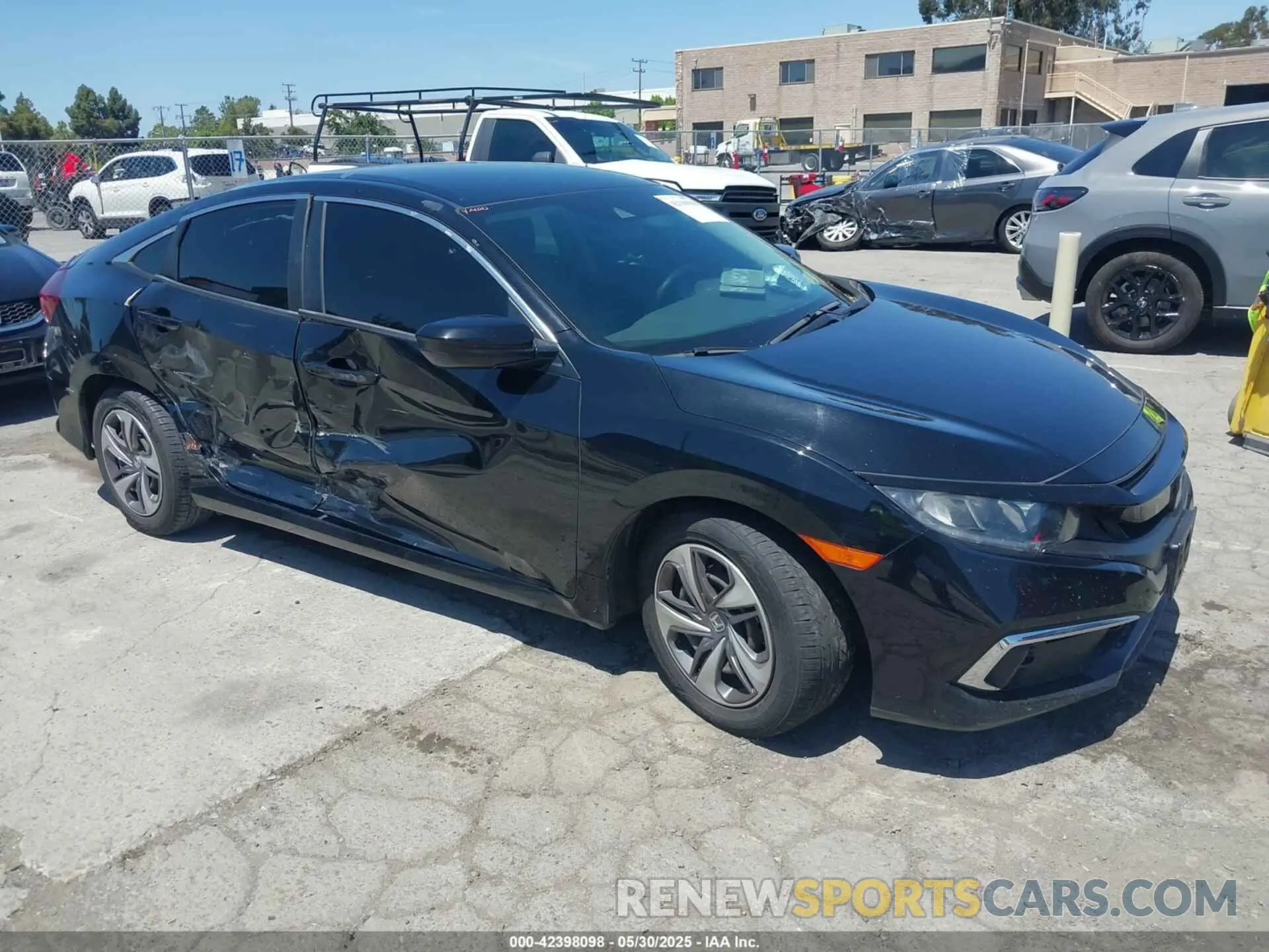 1 Photograph of a damaged car 19XFC2F66LE213975 HONDA CIVIC 2020