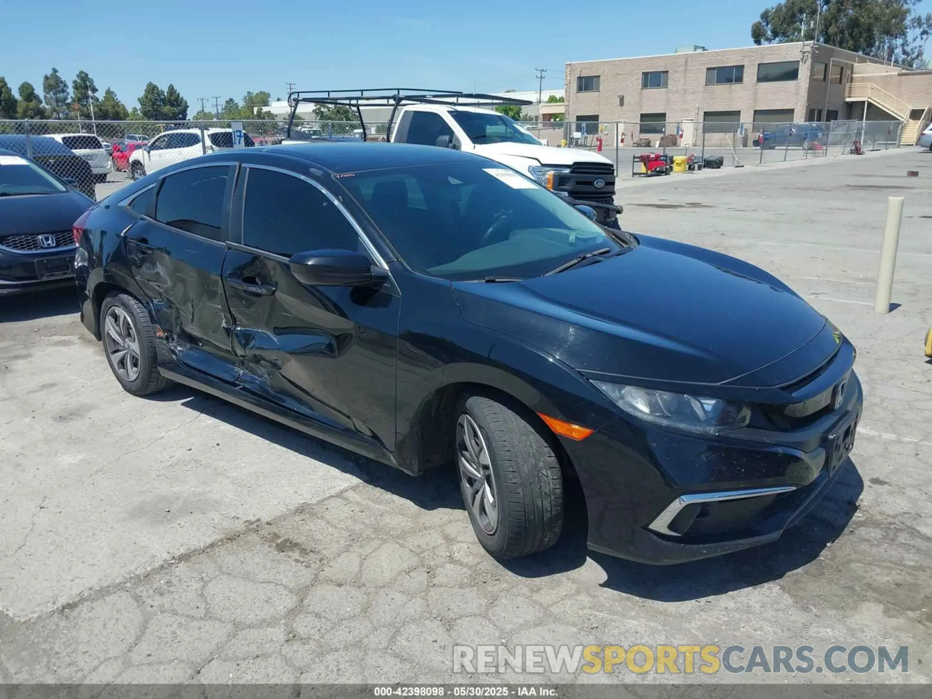 6 Photograph of a damaged car 19XFC2F66LE213975 HONDA CIVIC 2020