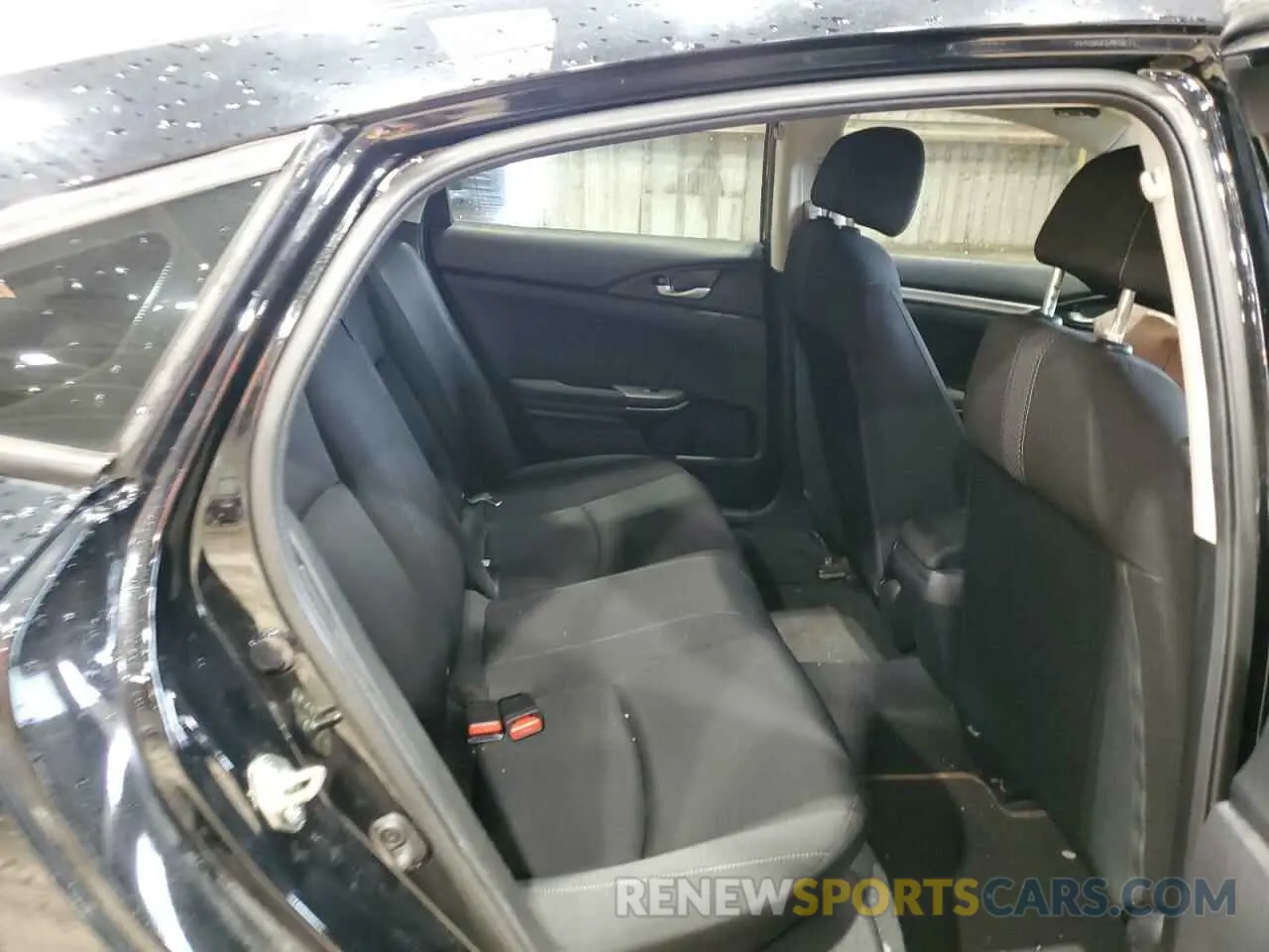 10 Photograph of a damaged car 19XFC2F67LE013560 HONDA CIVIC 2020