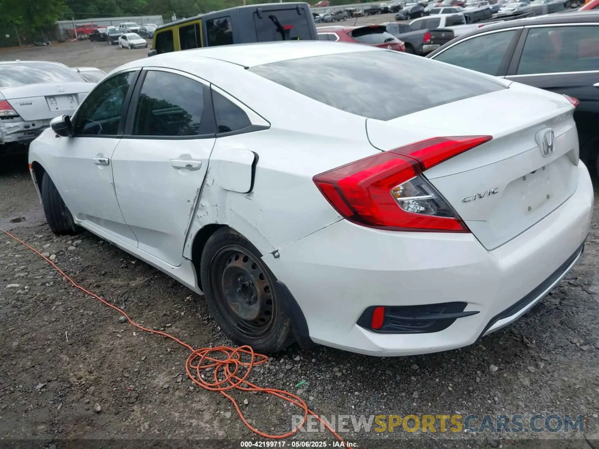 3 Photograph of a damaged car 19XFC2F67LE015275 HONDA CIVIC 2020