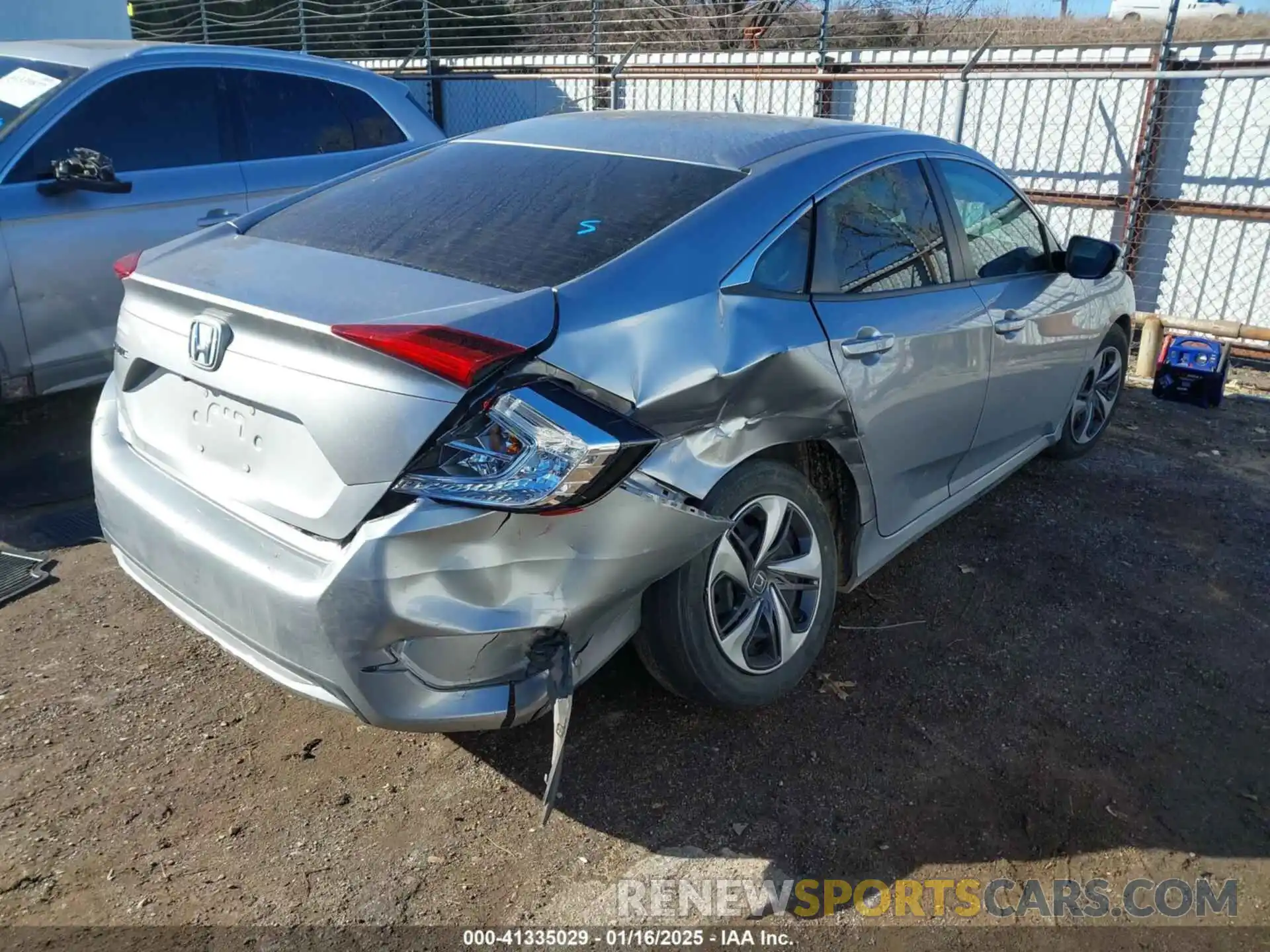 4 Photograph of a damaged car 19XFC2F67LE016393 HONDA CIVIC 2020