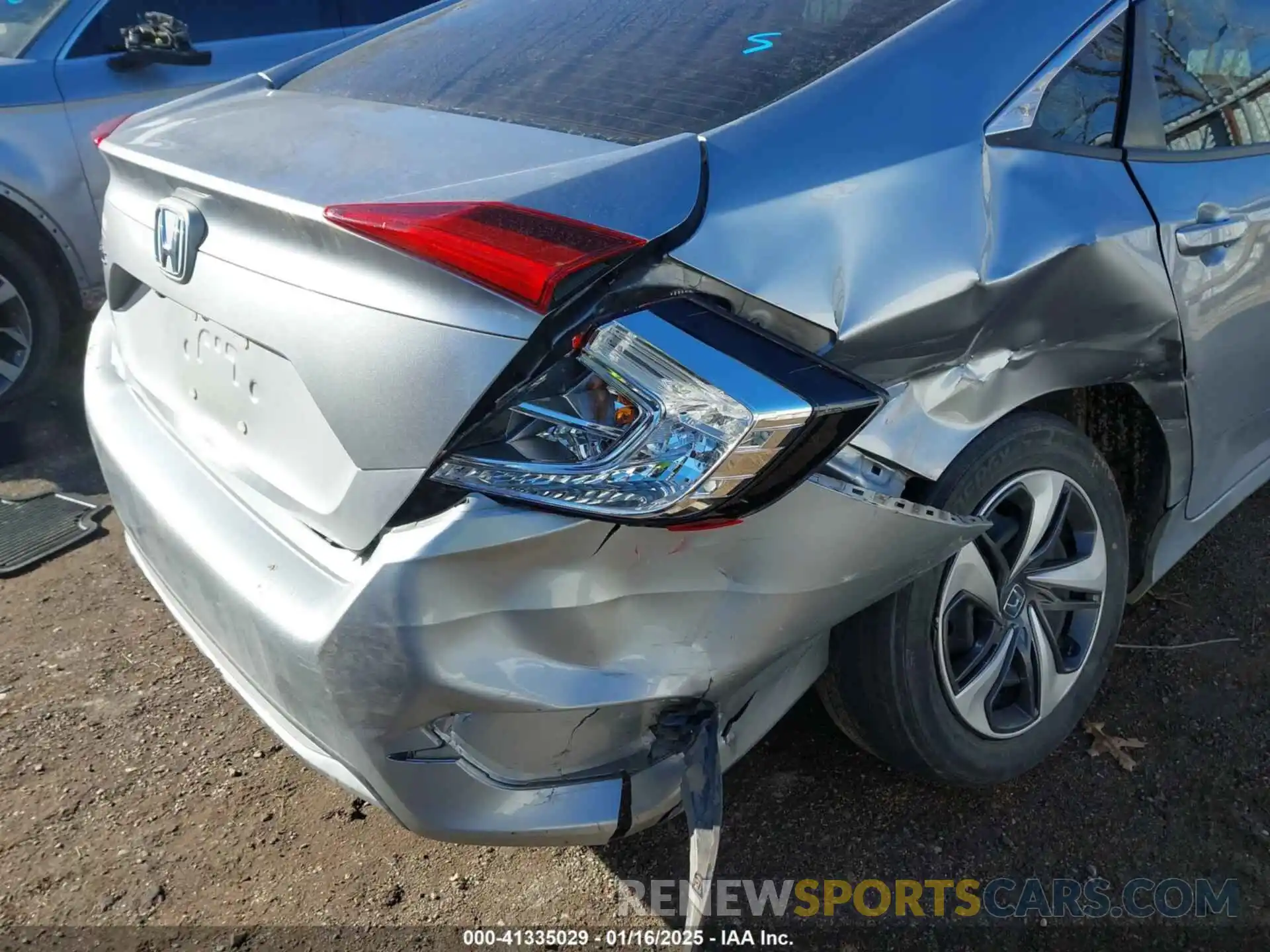 6 Photograph of a damaged car 19XFC2F67LE016393 HONDA CIVIC 2020