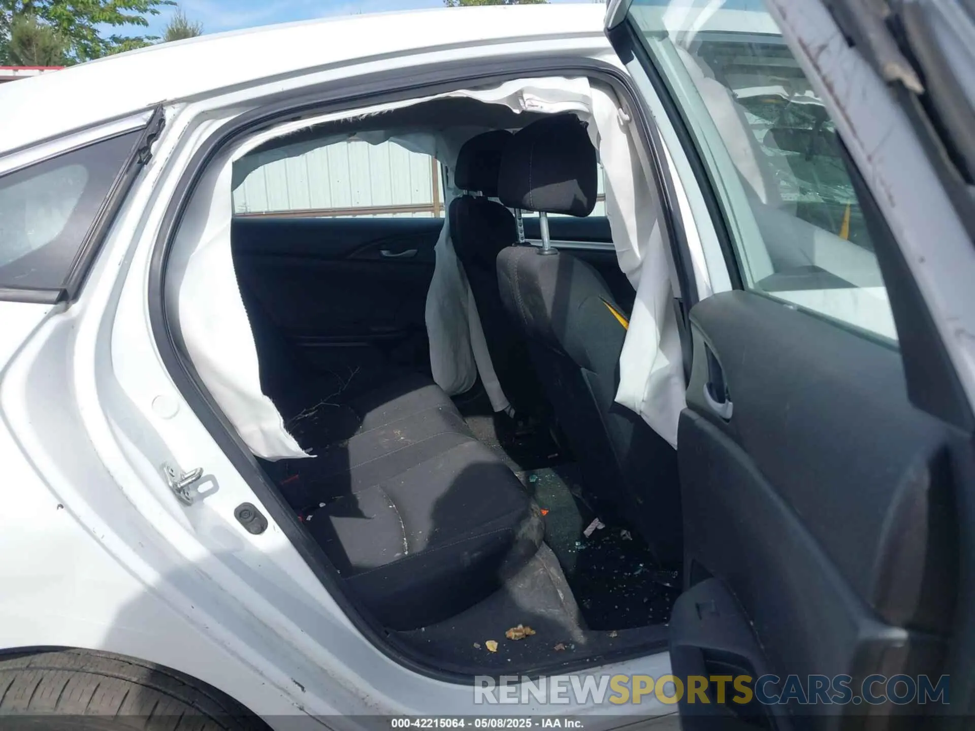 8 Photograph of a damaged car 19XFC2F67LE207036 HONDA CIVIC 2020