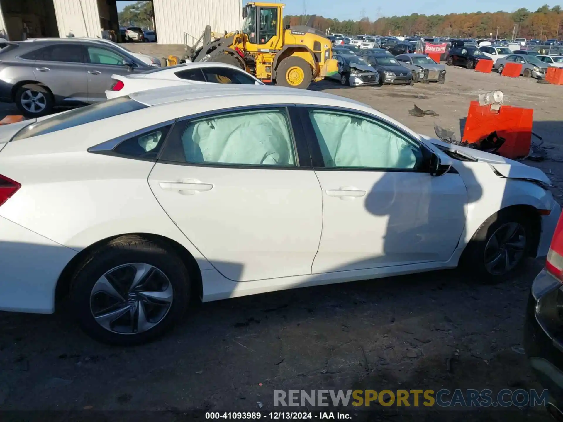 13 Photograph of a damaged car 19XFC2F67LE212446 HONDA CIVIC 2020