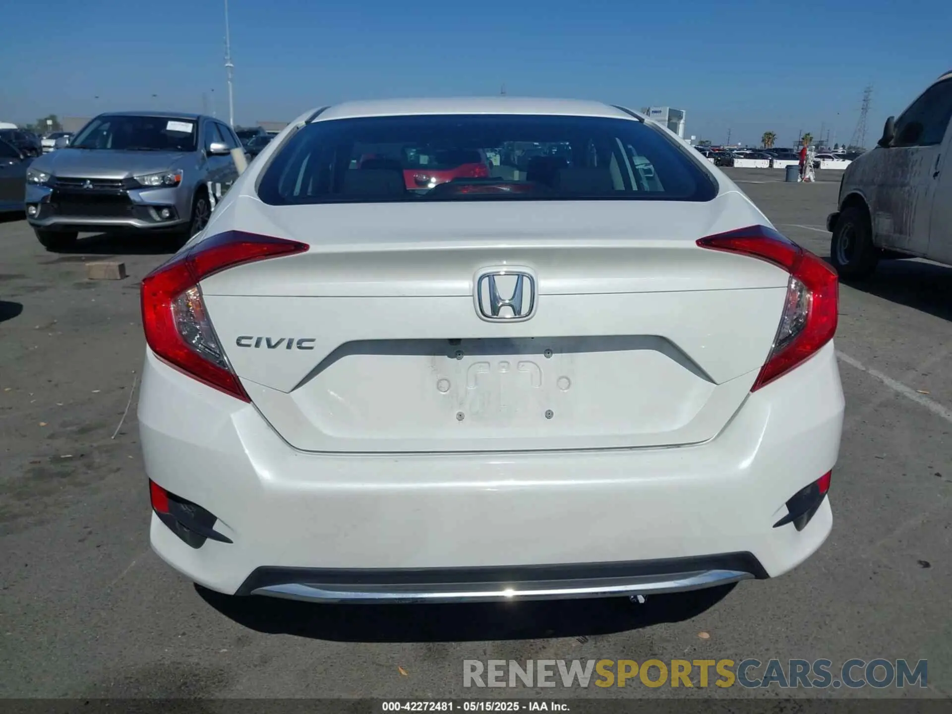 17 Photograph of a damaged car 19XFC2F67LE212561 HONDA CIVIC 2020