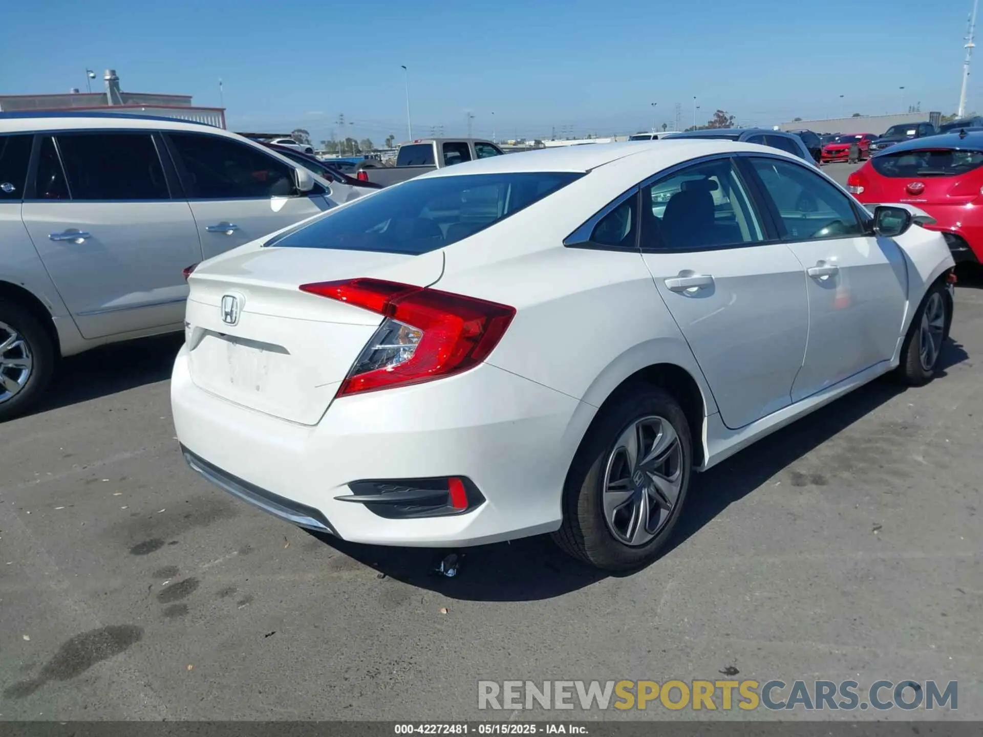 4 Photograph of a damaged car 19XFC2F67LE212561 HONDA CIVIC 2020