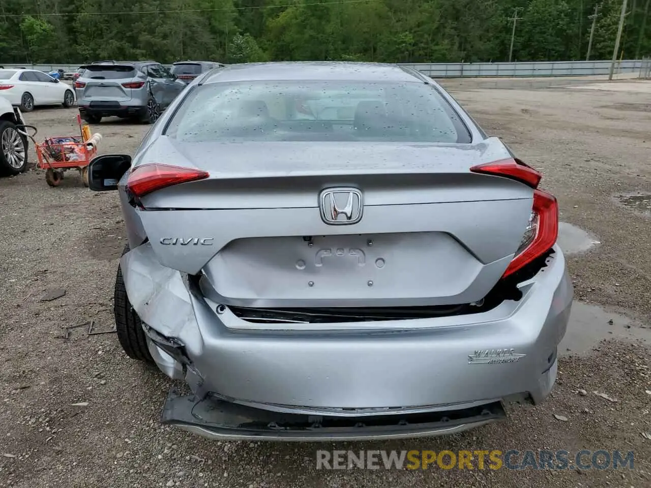 6 Photograph of a damaged car 19XFC2F68LE015060 HONDA CIVIC 2020