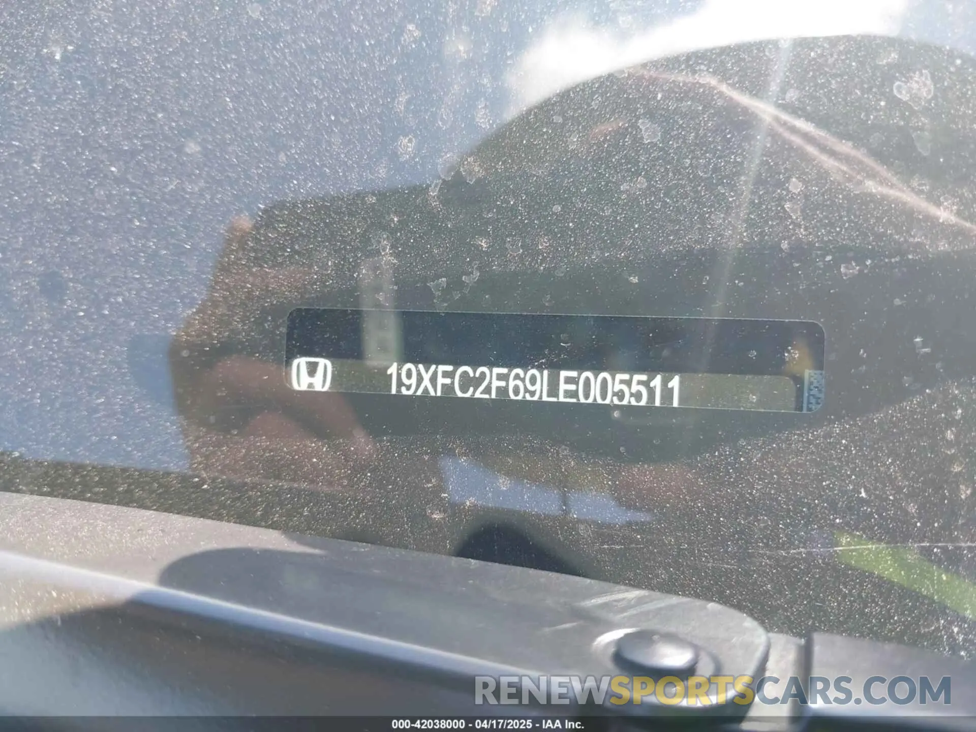 9 Photograph of a damaged car 19XFC2F69LE005511 HONDA CIVIC 2020