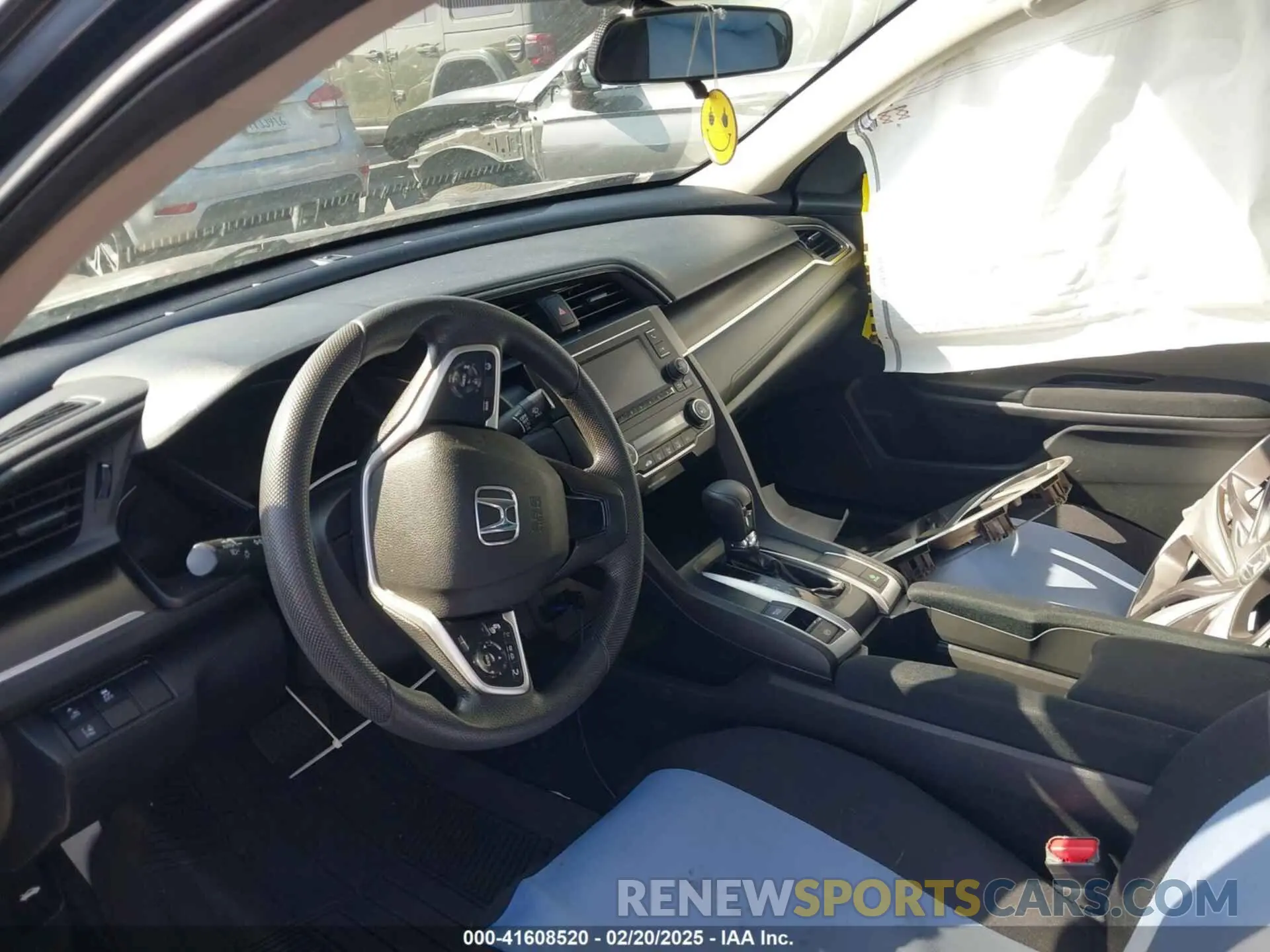 5 Photograph of a damaged car 19XFC2F69LE203697 HONDA CIVIC 2020