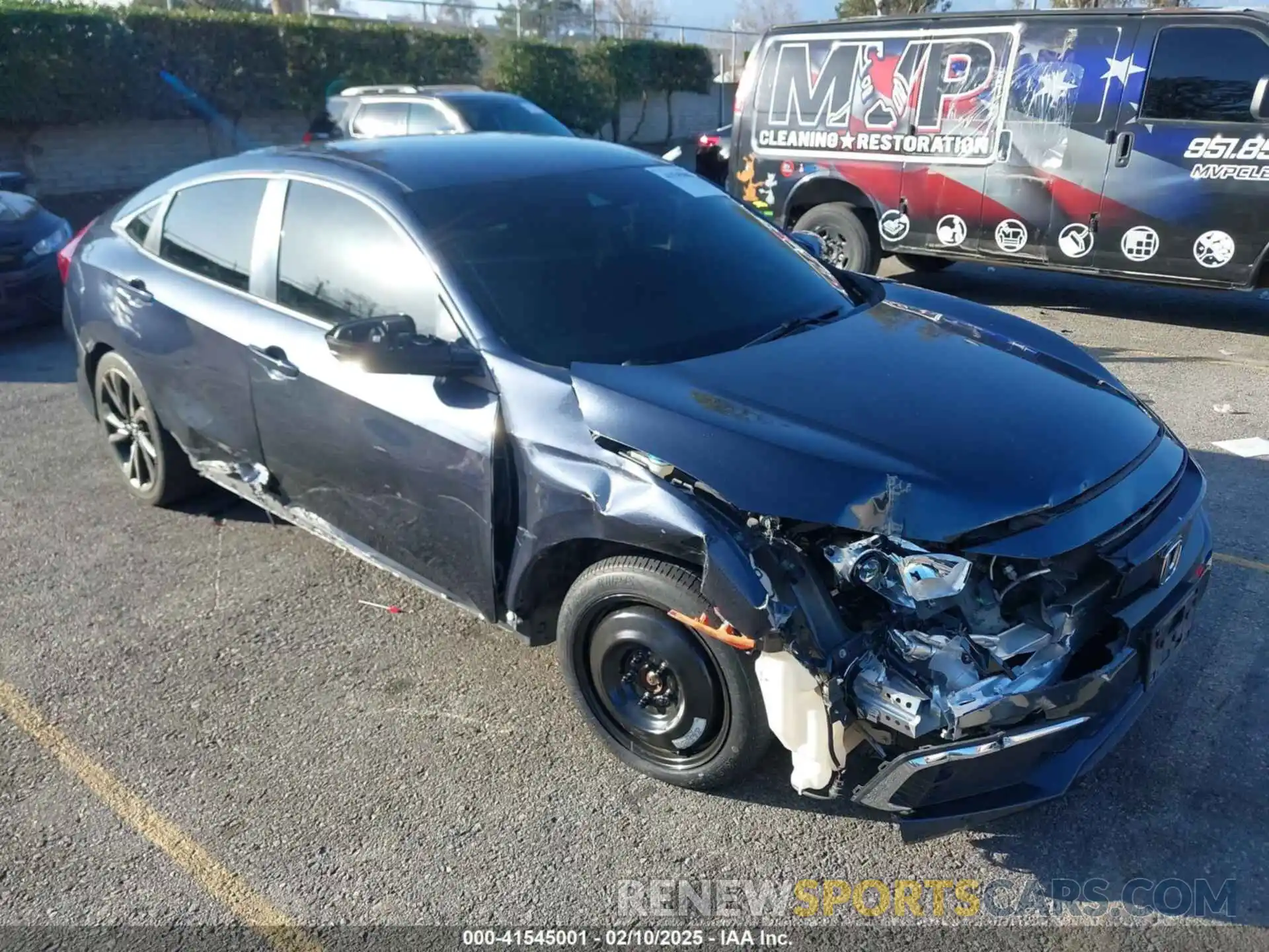 1 Photograph of a damaged car 19XFC2F69LE211332 HONDA CIVIC 2020