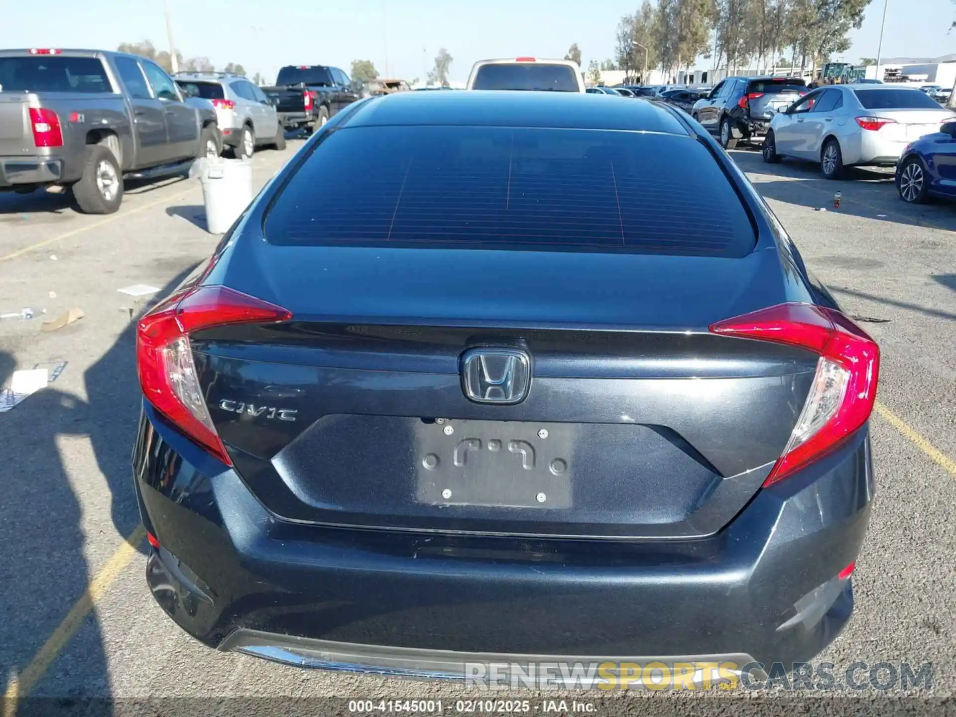 16 Photograph of a damaged car 19XFC2F69LE211332 HONDA CIVIC 2020