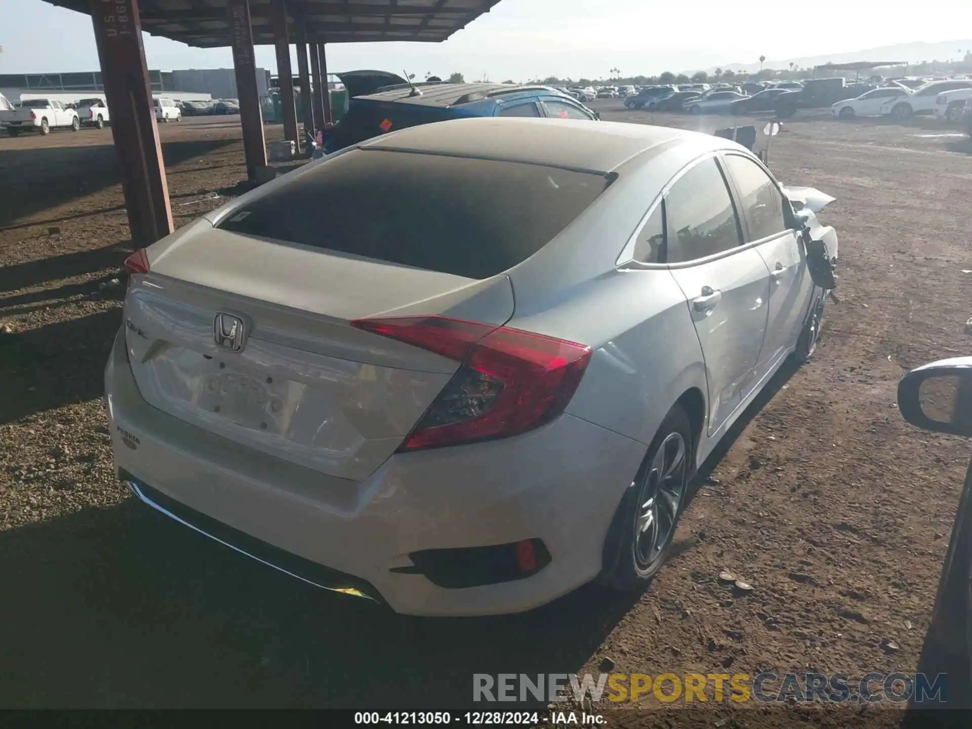 4 Photograph of a damaged car 19XFC2F6XLE014301 HONDA CIVIC 2020