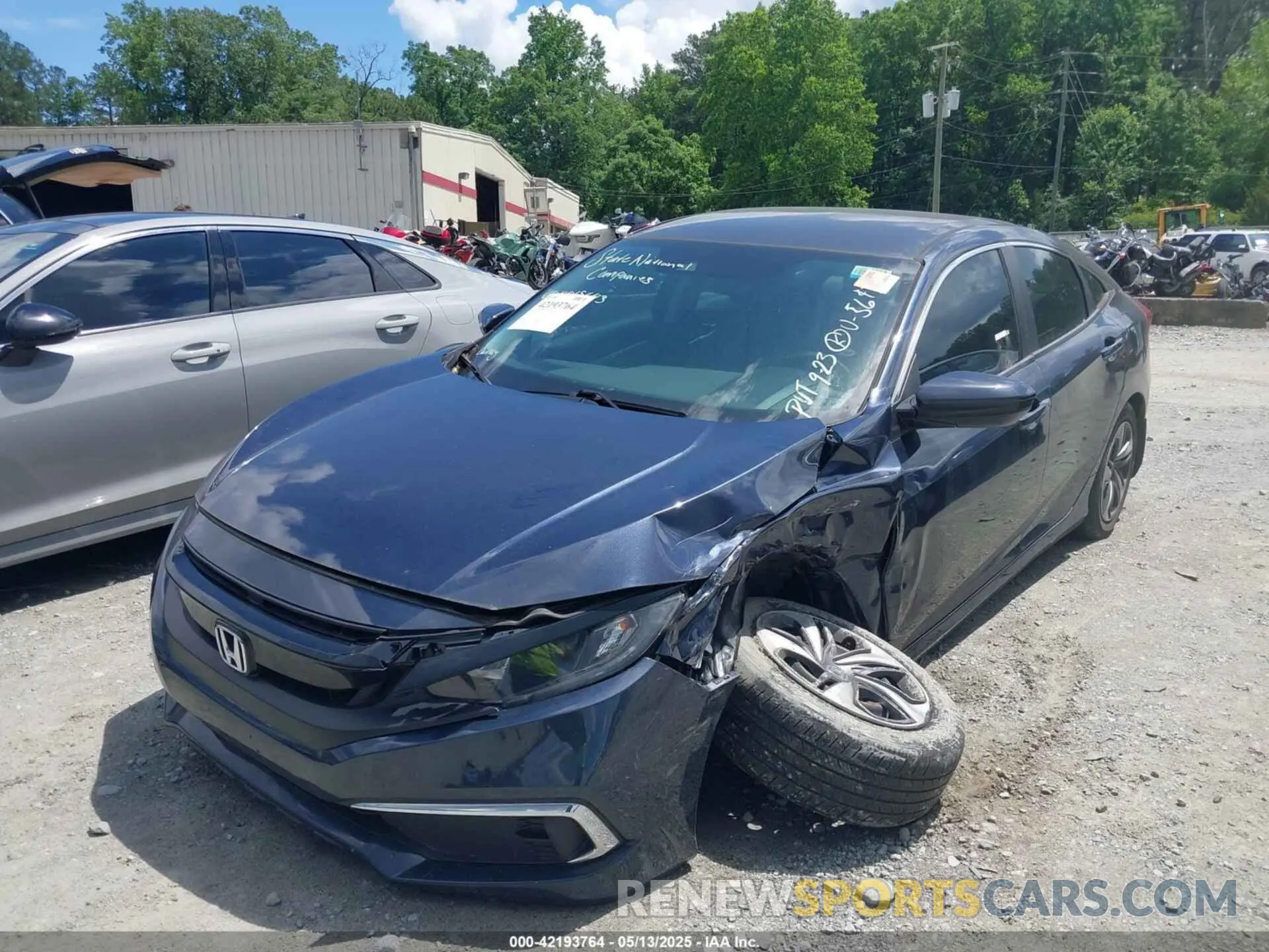 2 Photograph of a damaged car 19XFC2F6XLE015643 HONDA CIVIC 2020