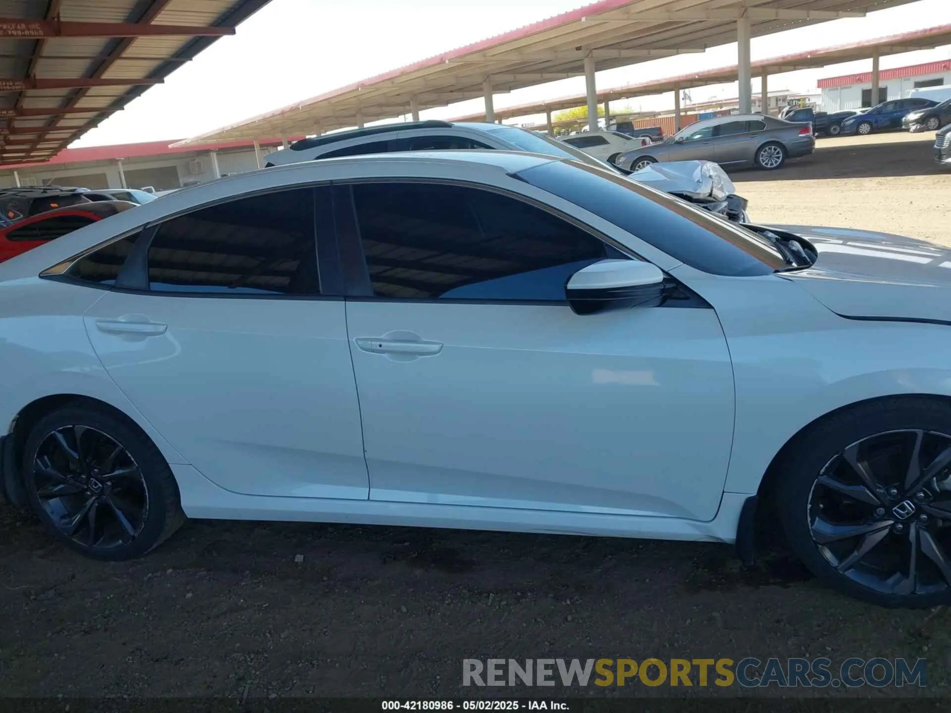 13 Photograph of a damaged car 19XFC2F81LE016309 HONDA CIVIC 2020