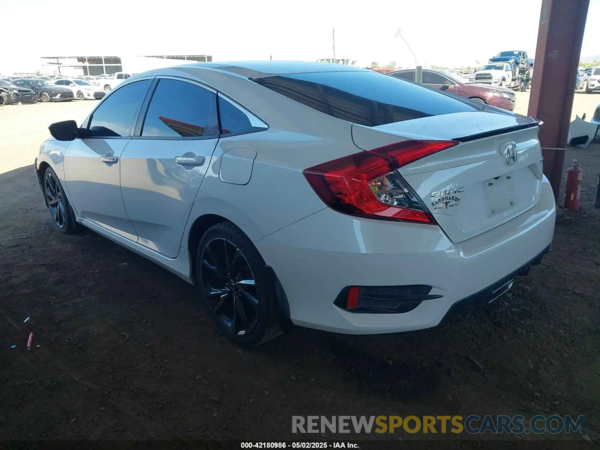 3 Photograph of a damaged car 19XFC2F81LE016309 HONDA CIVIC 2020