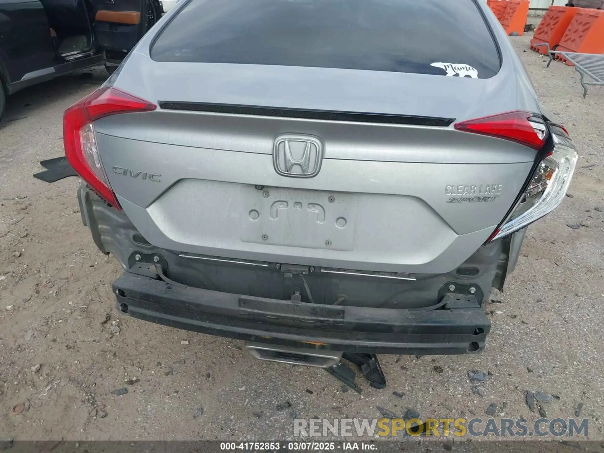 16 Photograph of a damaged car 19XFC2F81LE018321 HONDA CIVIC 2020