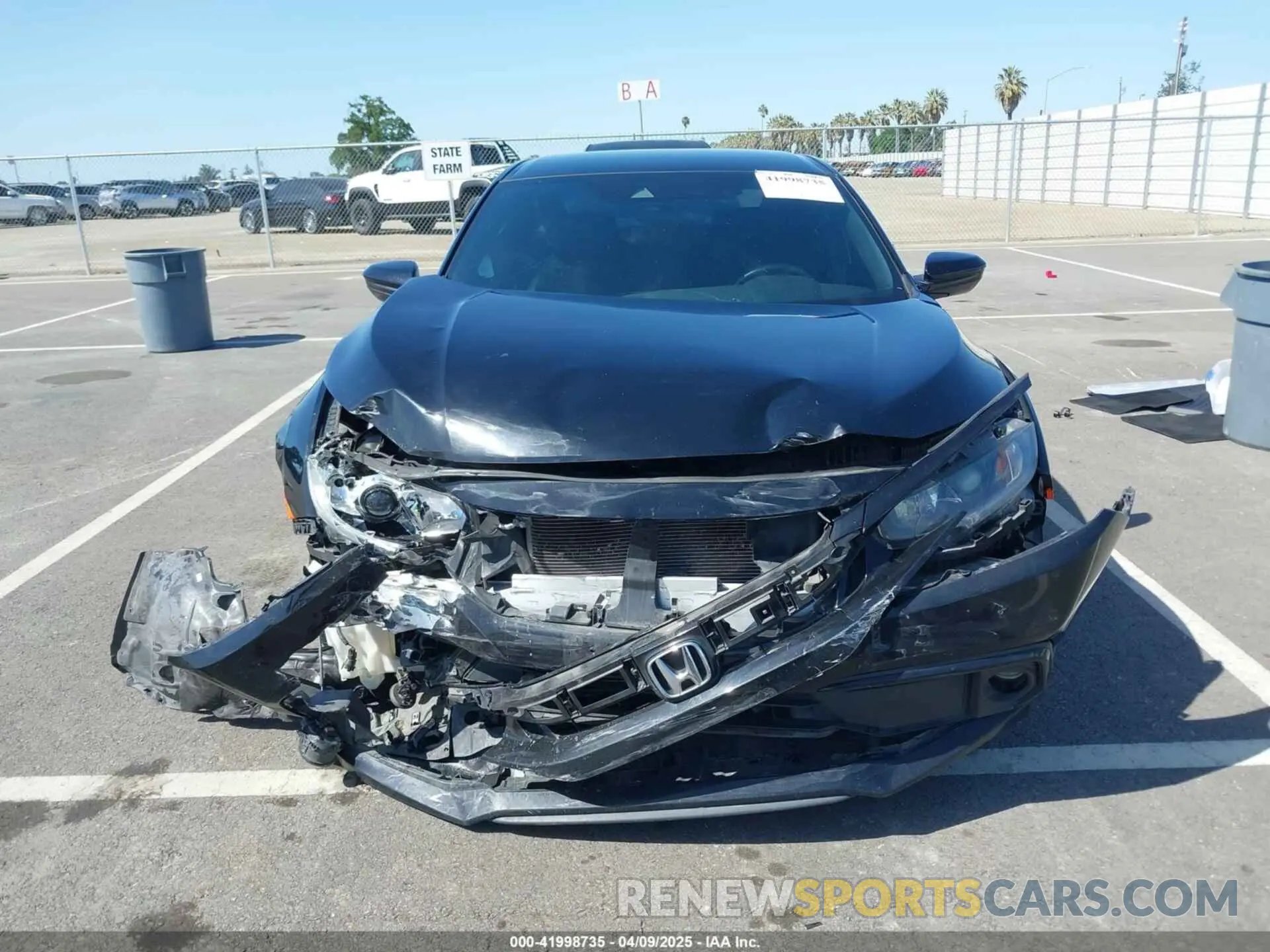 12 Photograph of a damaged car 19XFC2F82LE210198 HONDA CIVIC 2020